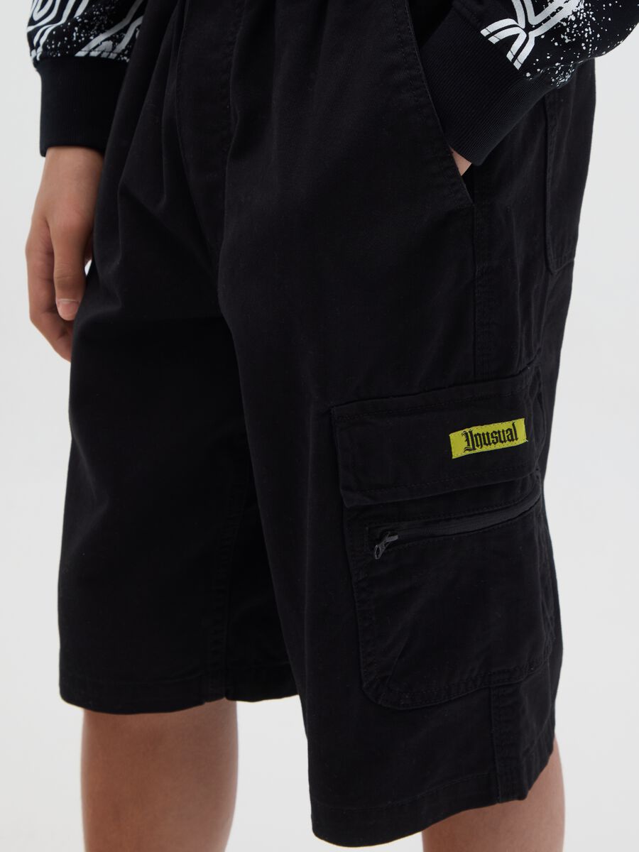 Black cotton denim cargo shorts_3