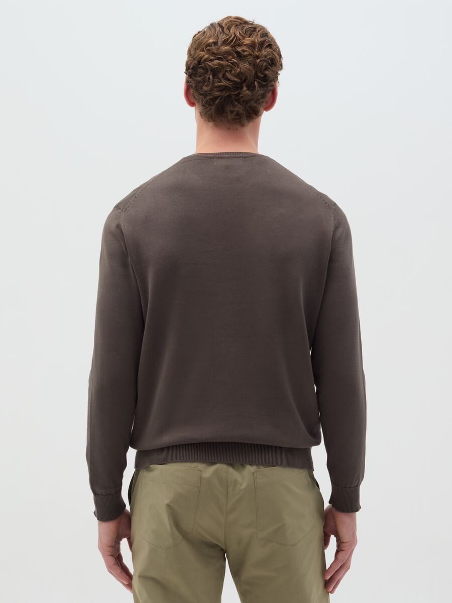 Cotton pullover with round neck_3