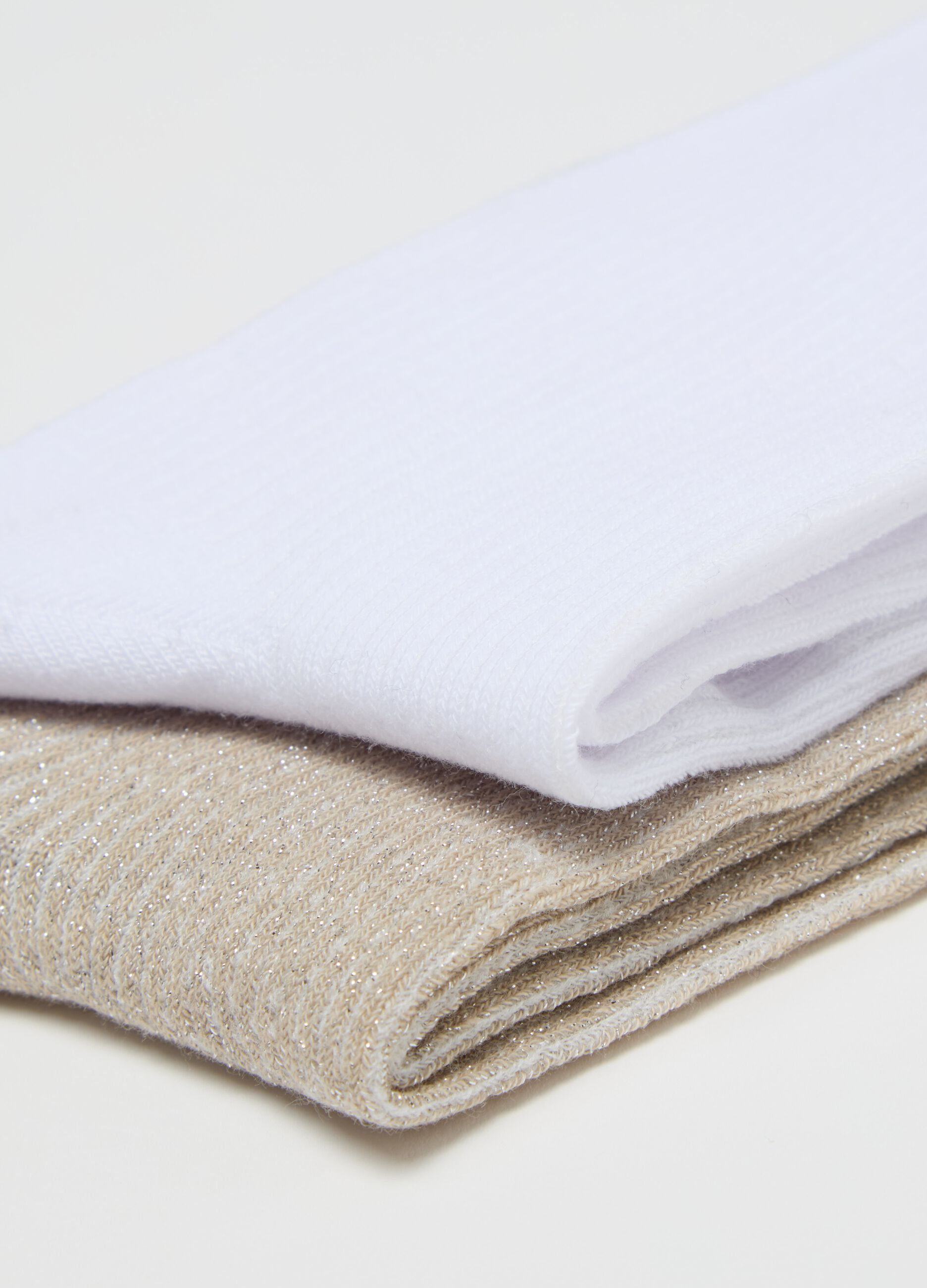 Three-pair pack short stretch socks