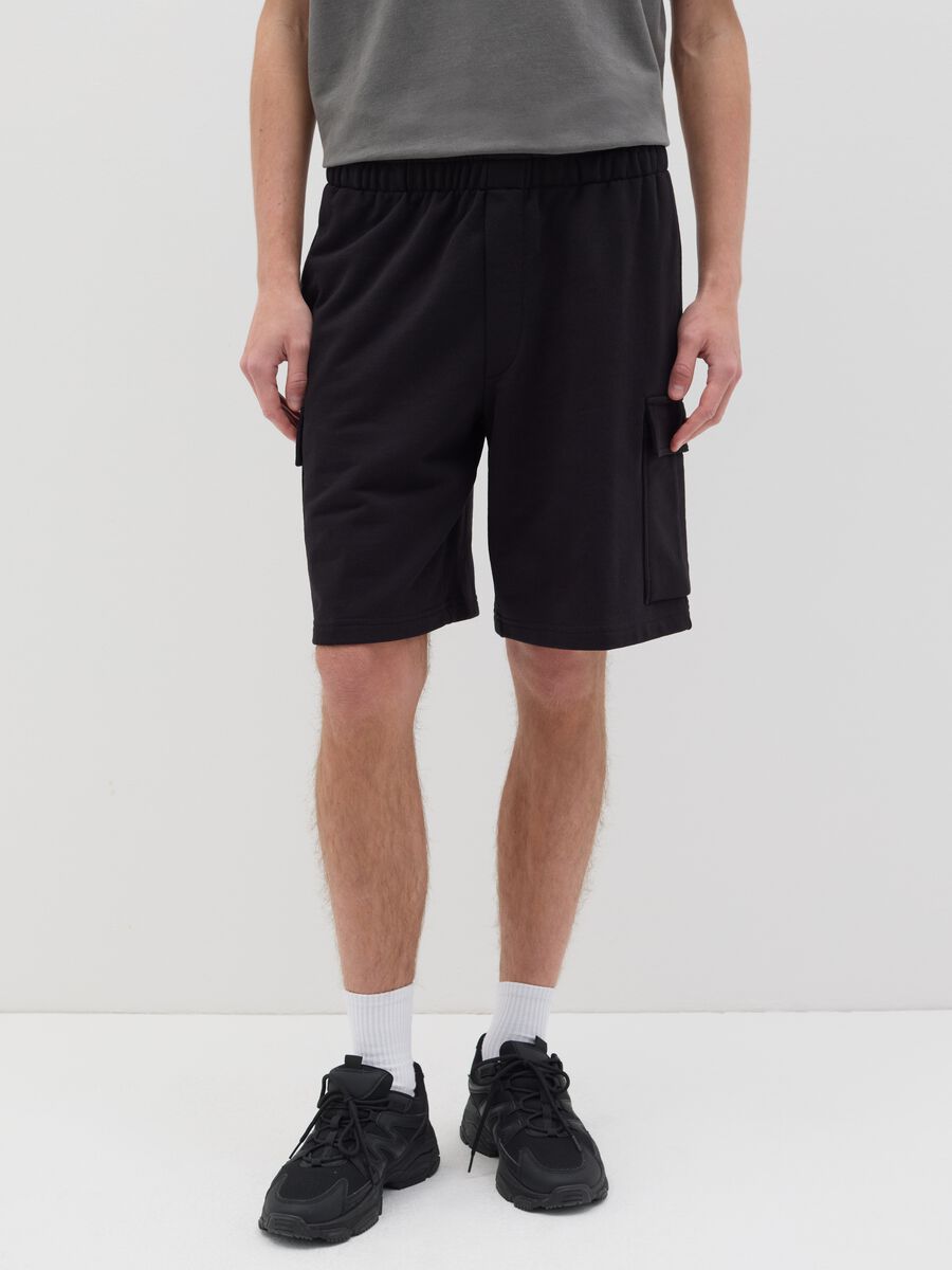 Cargo Bermuda shorts in fleece_1