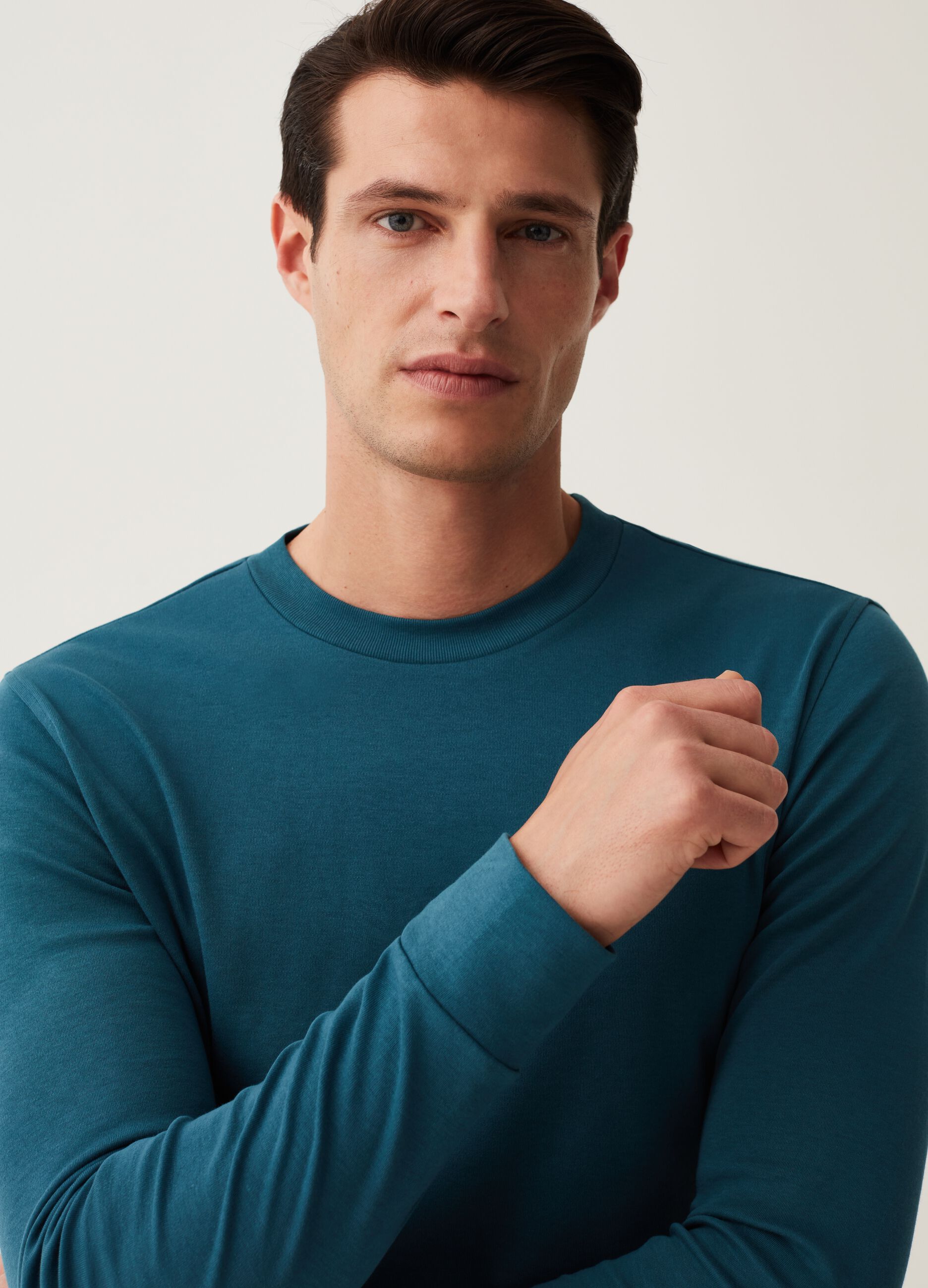 T-shirt a maniche lunghe scollo rotondo_1