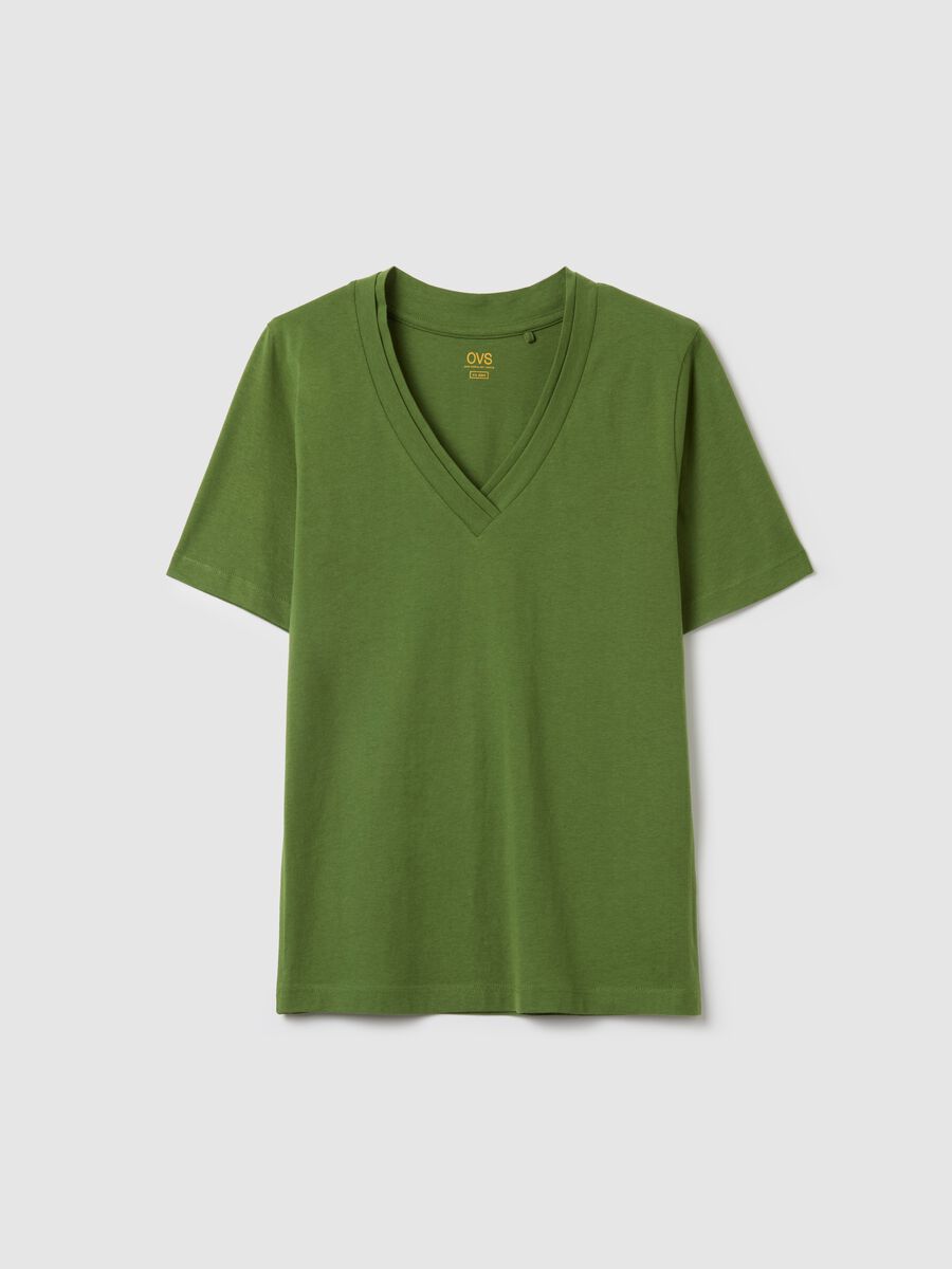Green T-shirt with V neck_4