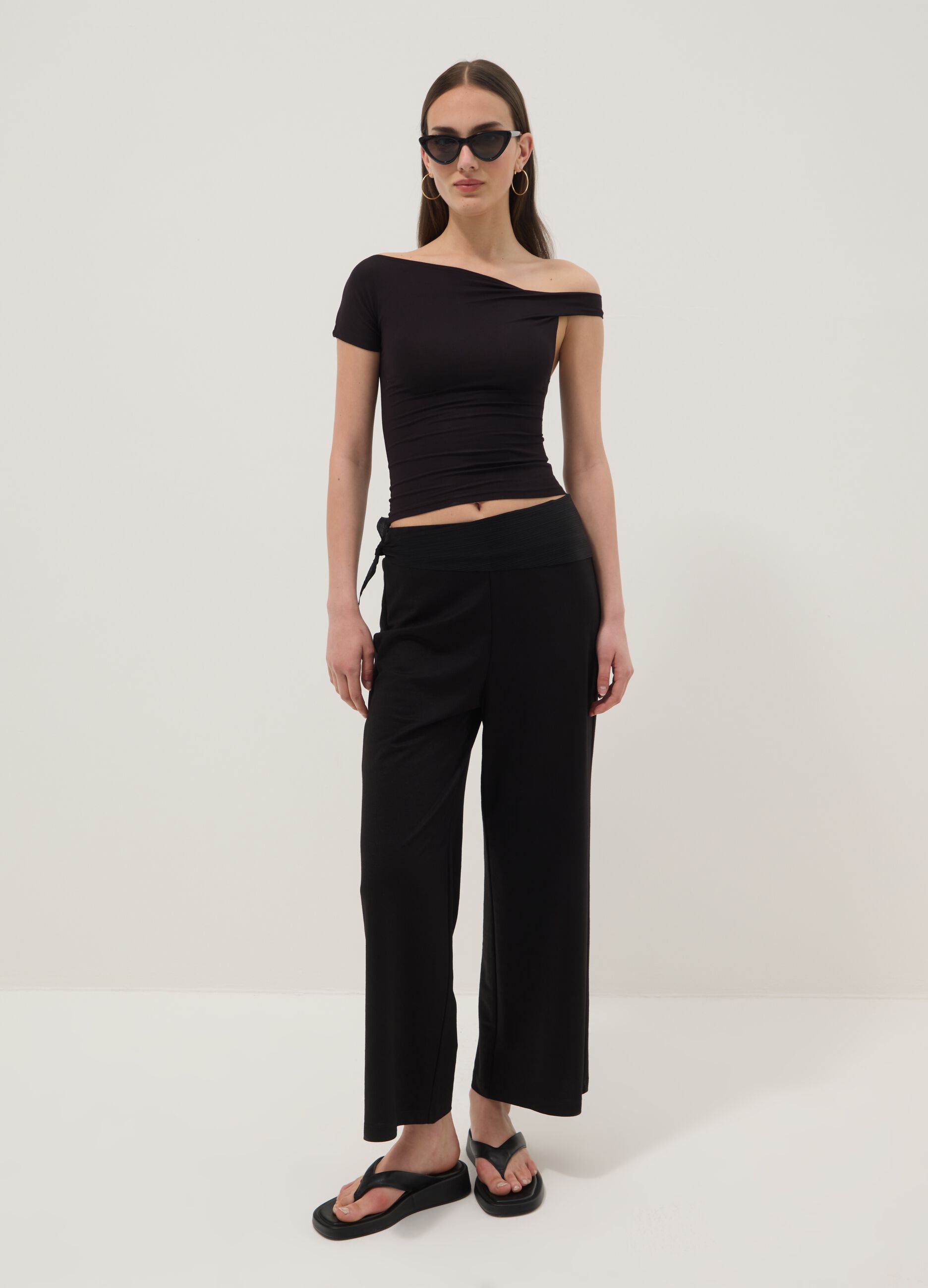 Black stretch viscose T-shirt with wide neckline