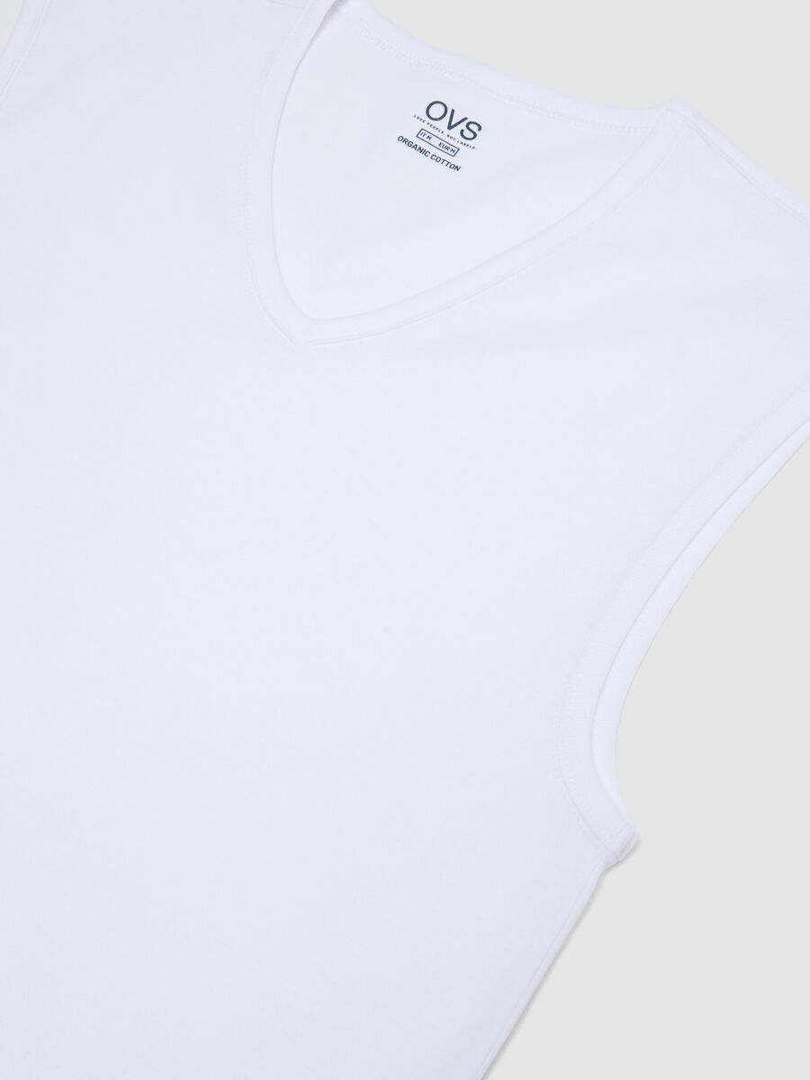 White pure cotton regular fit vest with wide straps_1