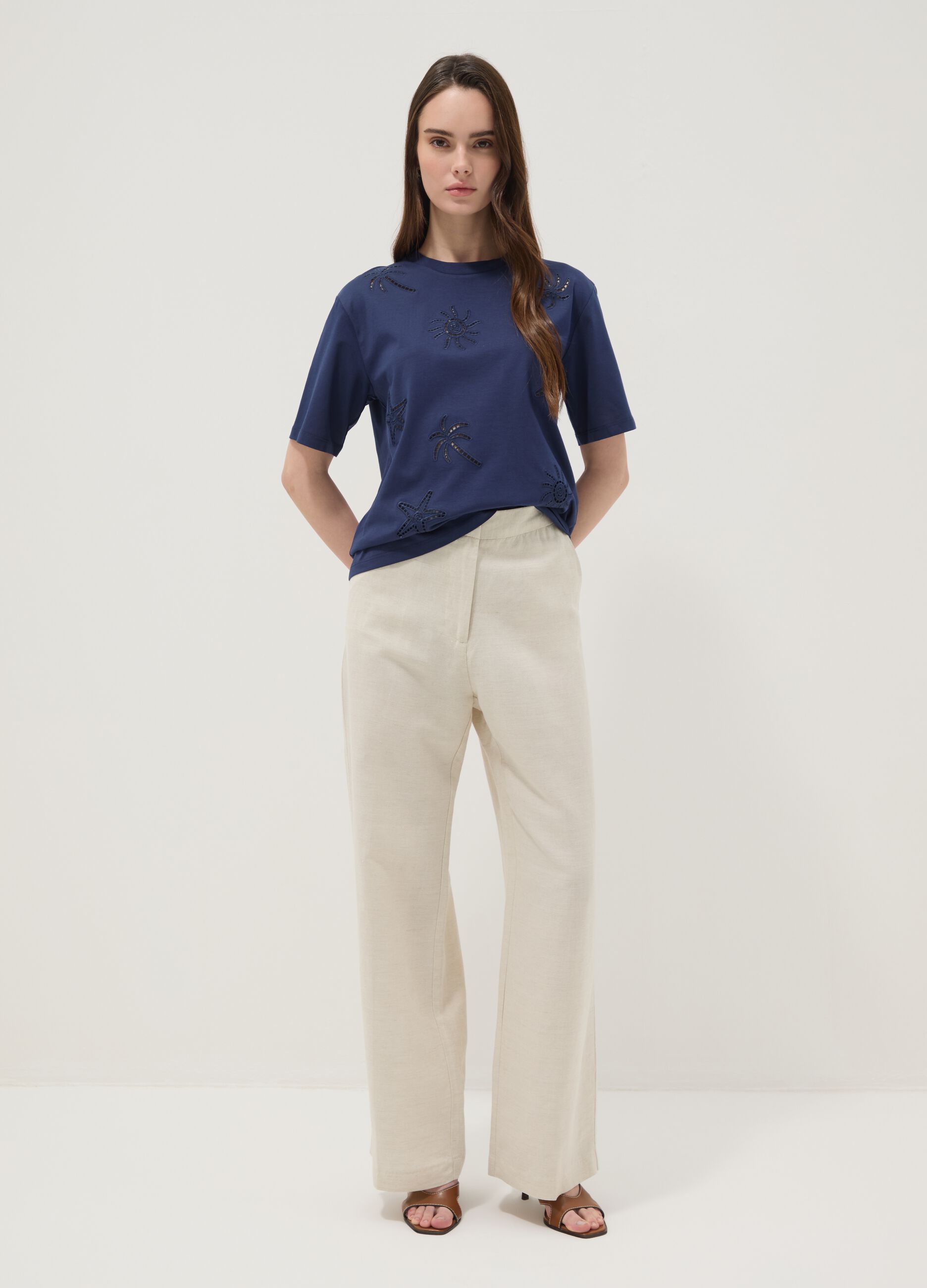 Blue pure cotton T-shirt with openwork embroidery, regular fit