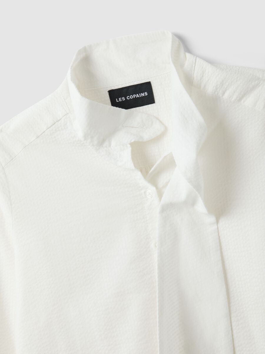 White pure cotton regular fit shirt with bow collar_5