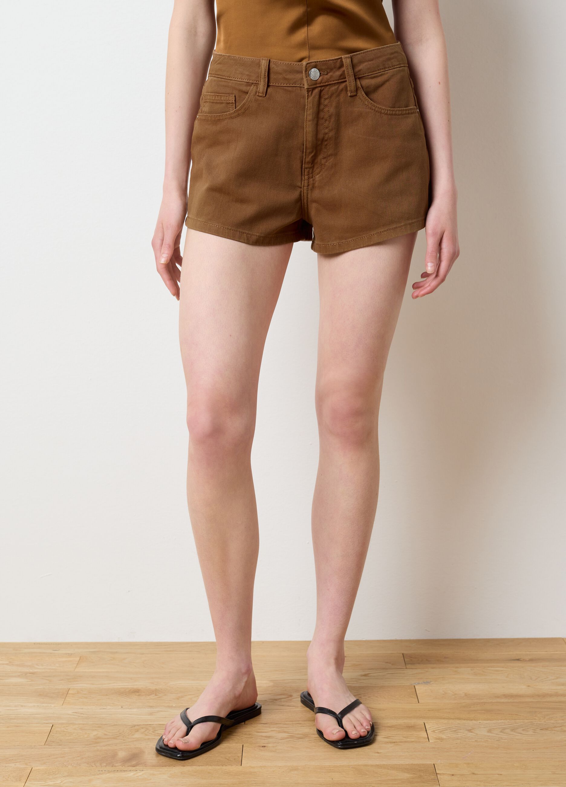 Shorts da donna in puro cotone marrone regular fit