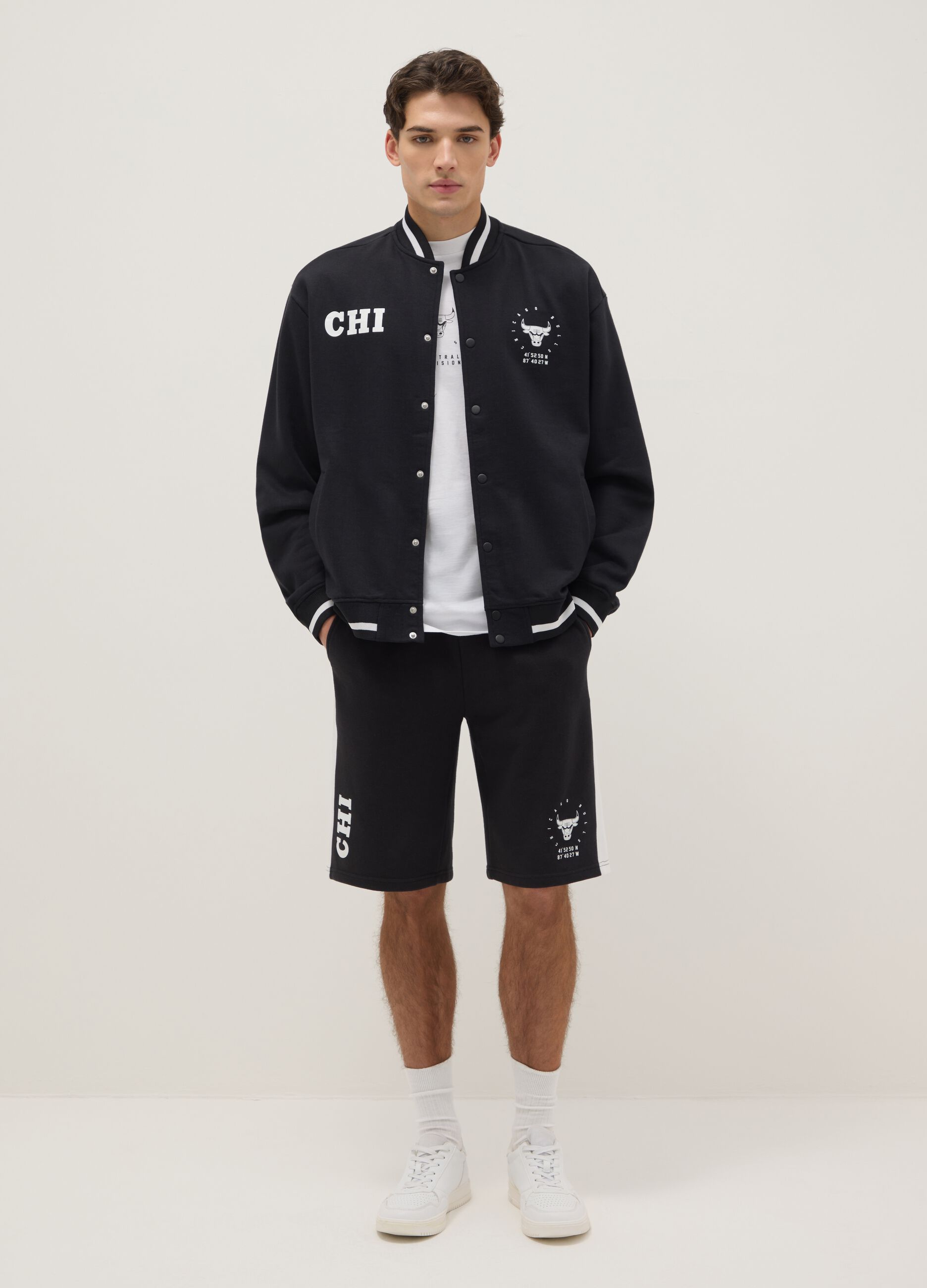 Black cotton-blend jacket regular fit with Chicago Bulls logo