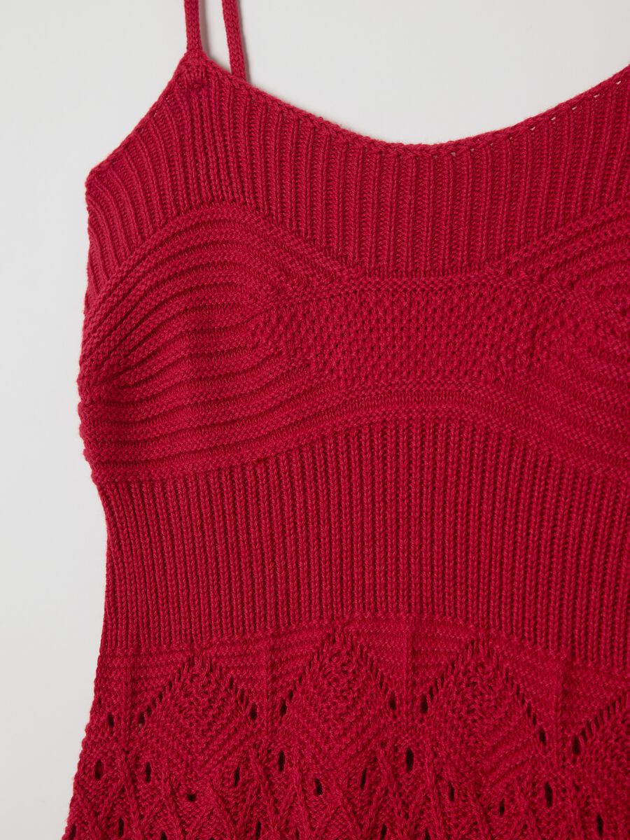 Long red dress in crochet knit_5