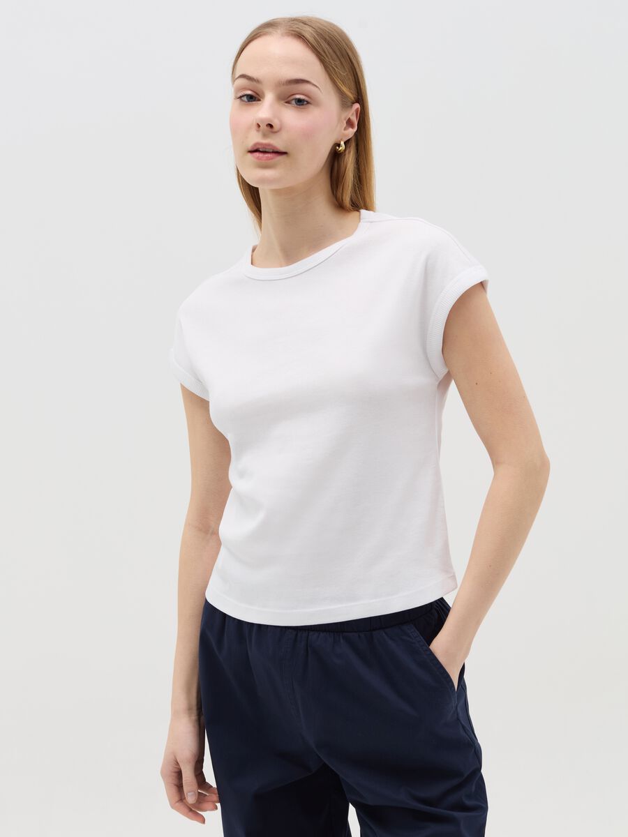 White T-shirt with kimono sleeves_0