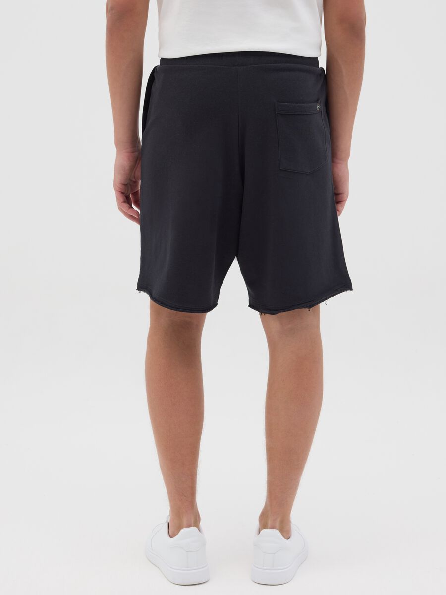 Black relaxed fit cotton Maui shorts_2