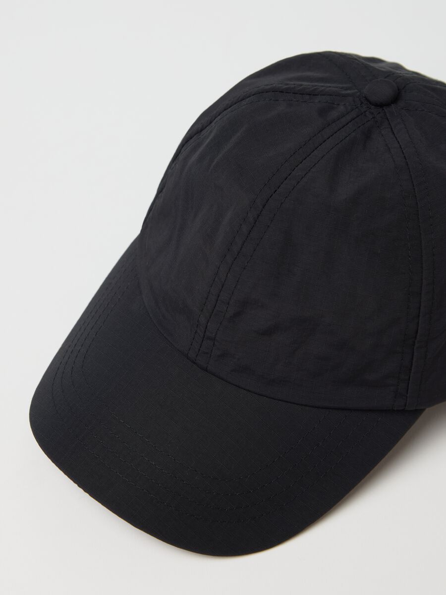 Essential black baseball cap with ripstop weave_1