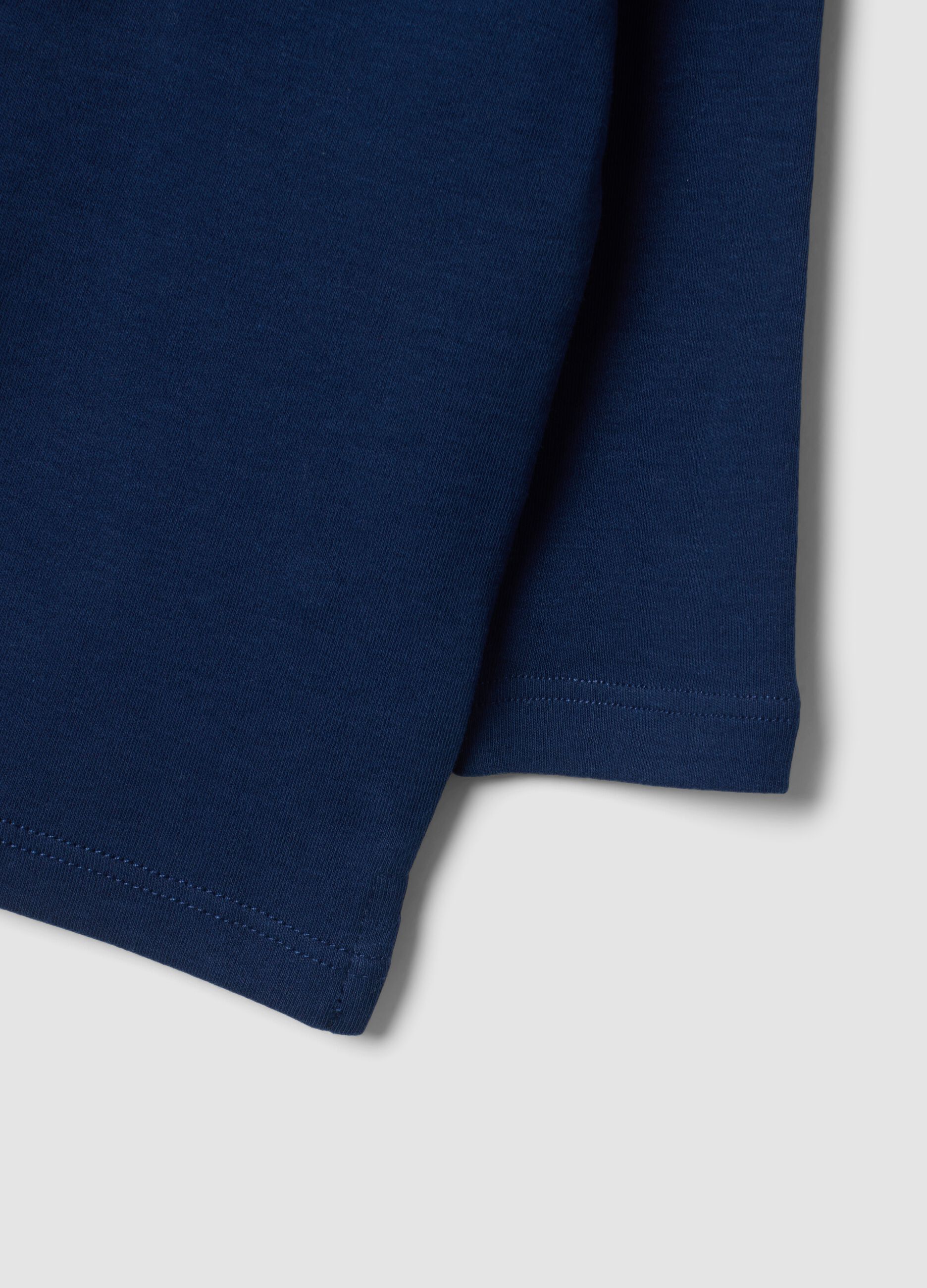 Polo blu in puro cotone organico a maniche lunghe per bimbo