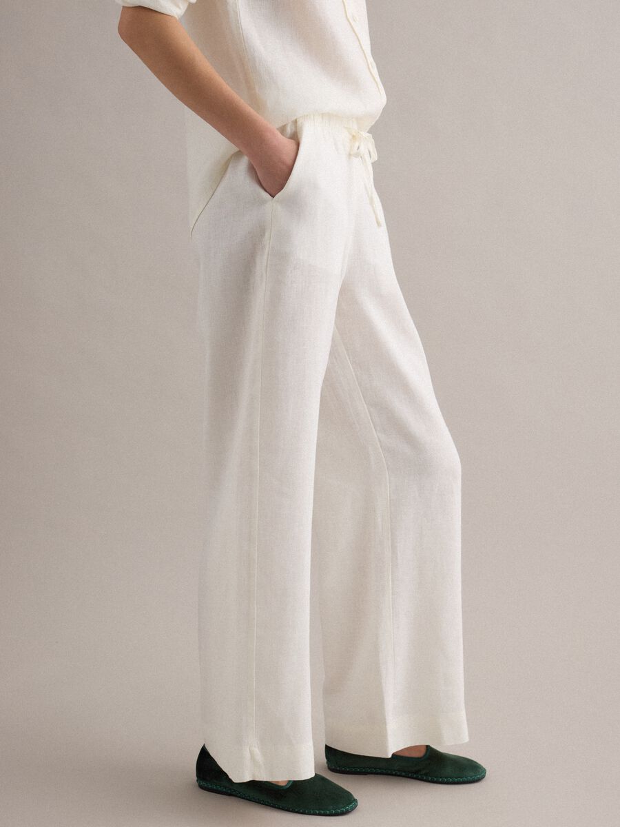 Pantaloni bianchi in puro lino con coulisse straight fit_4