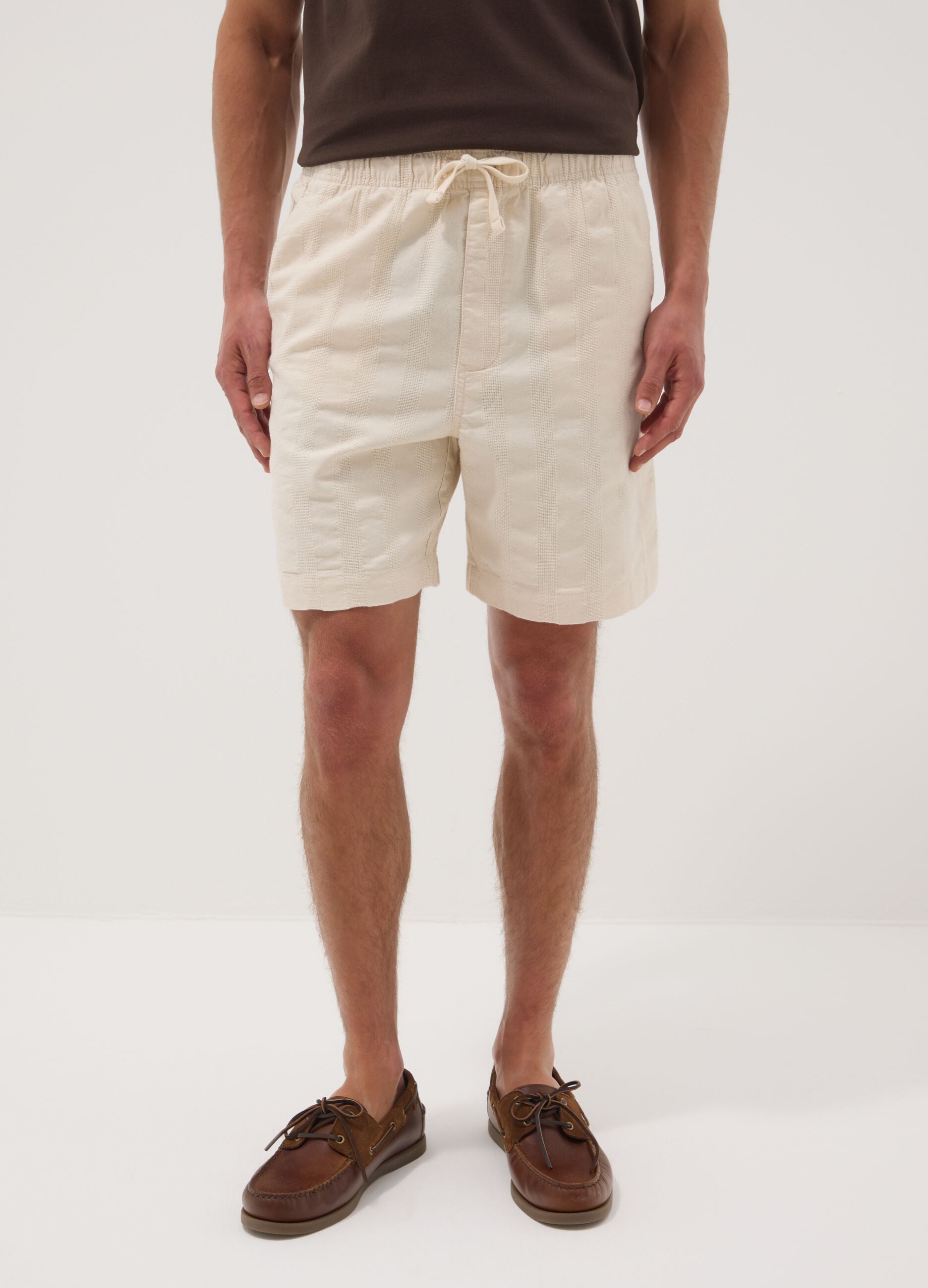 Beige chino Bermuda shorts in pure cotton with elasticated waist