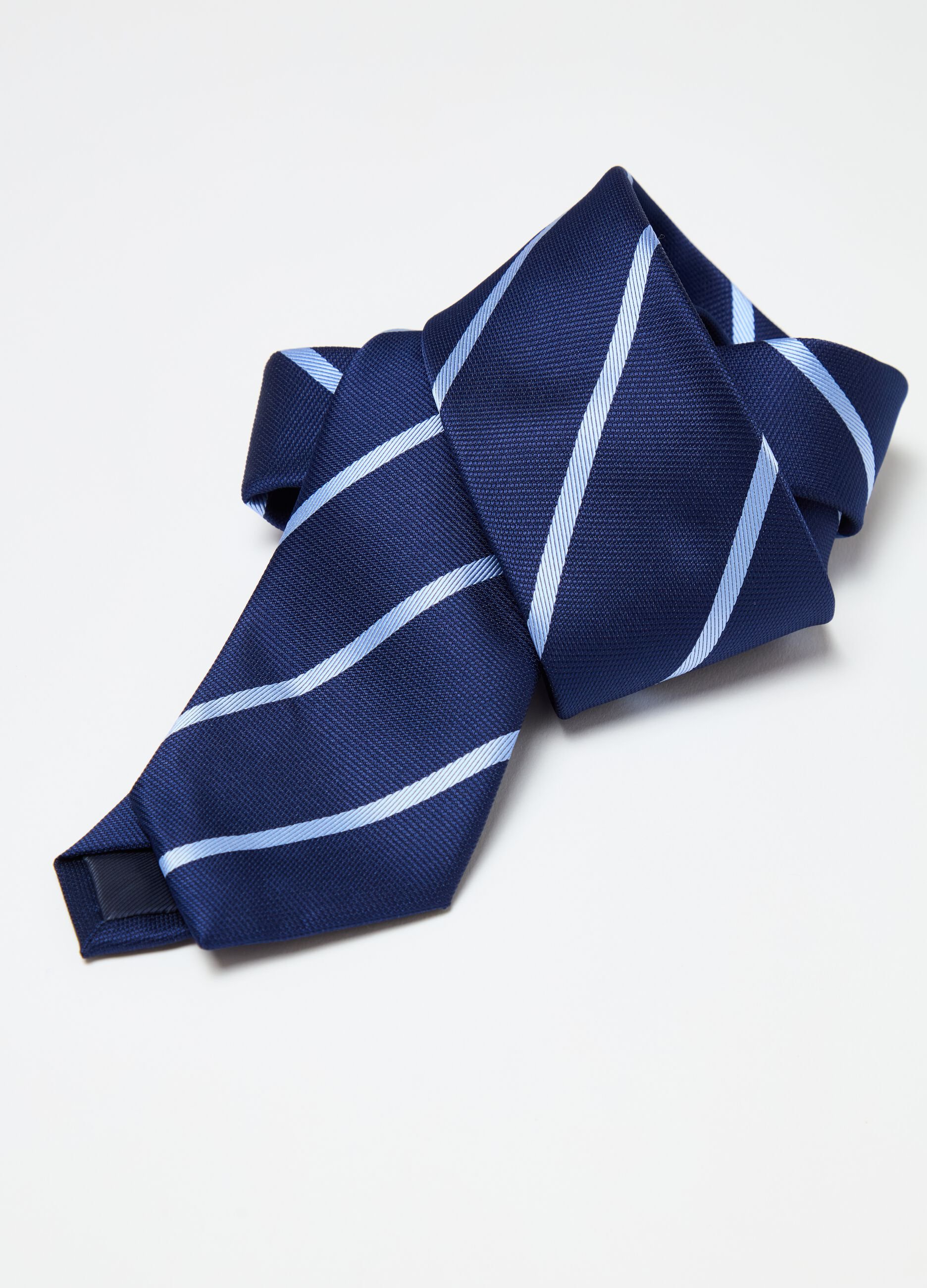 Tie with striped pattern