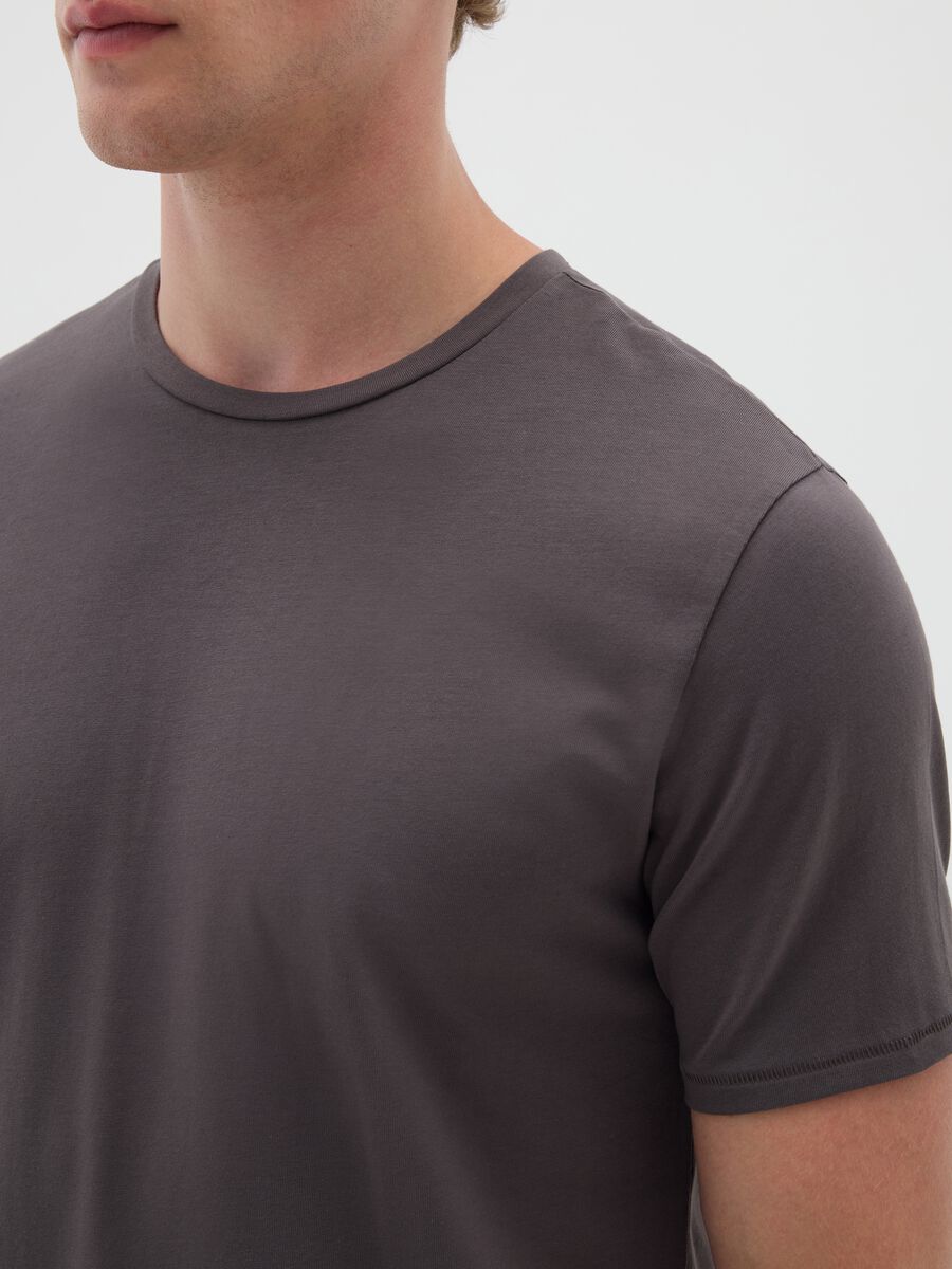 Men's Grey Stretch Cotton Slim Fit T-shirt_2