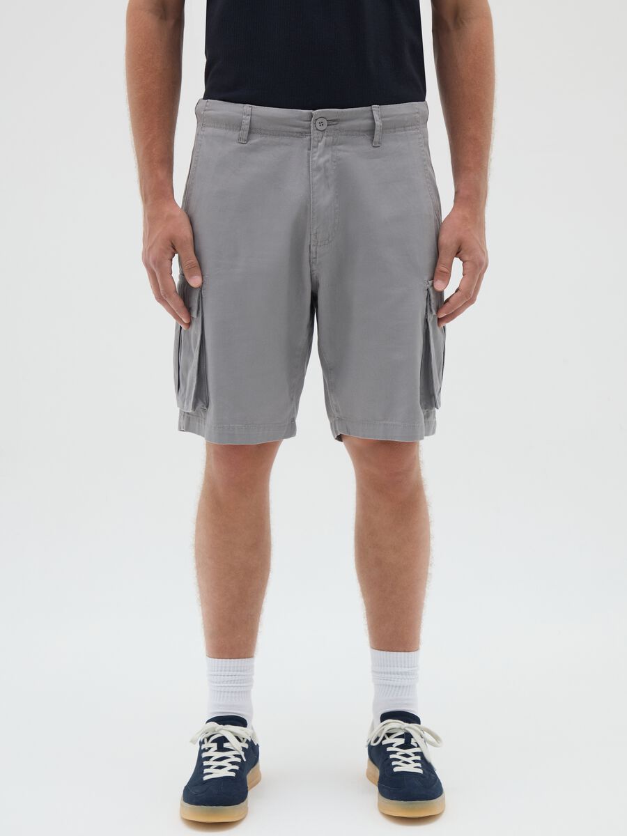 Men's grey regular fit pure cotton Bermuda shorts_1