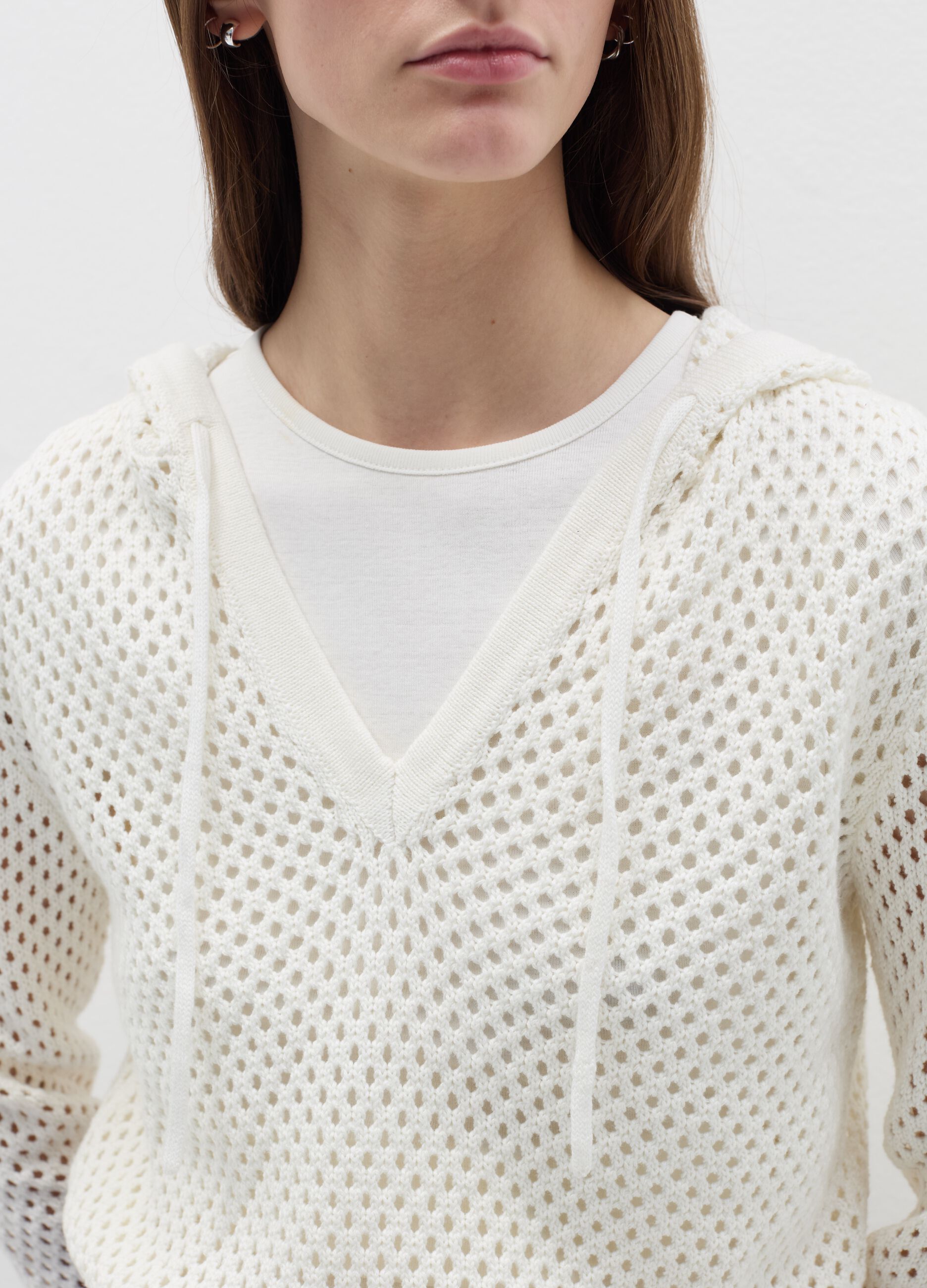 Mesh top with hood