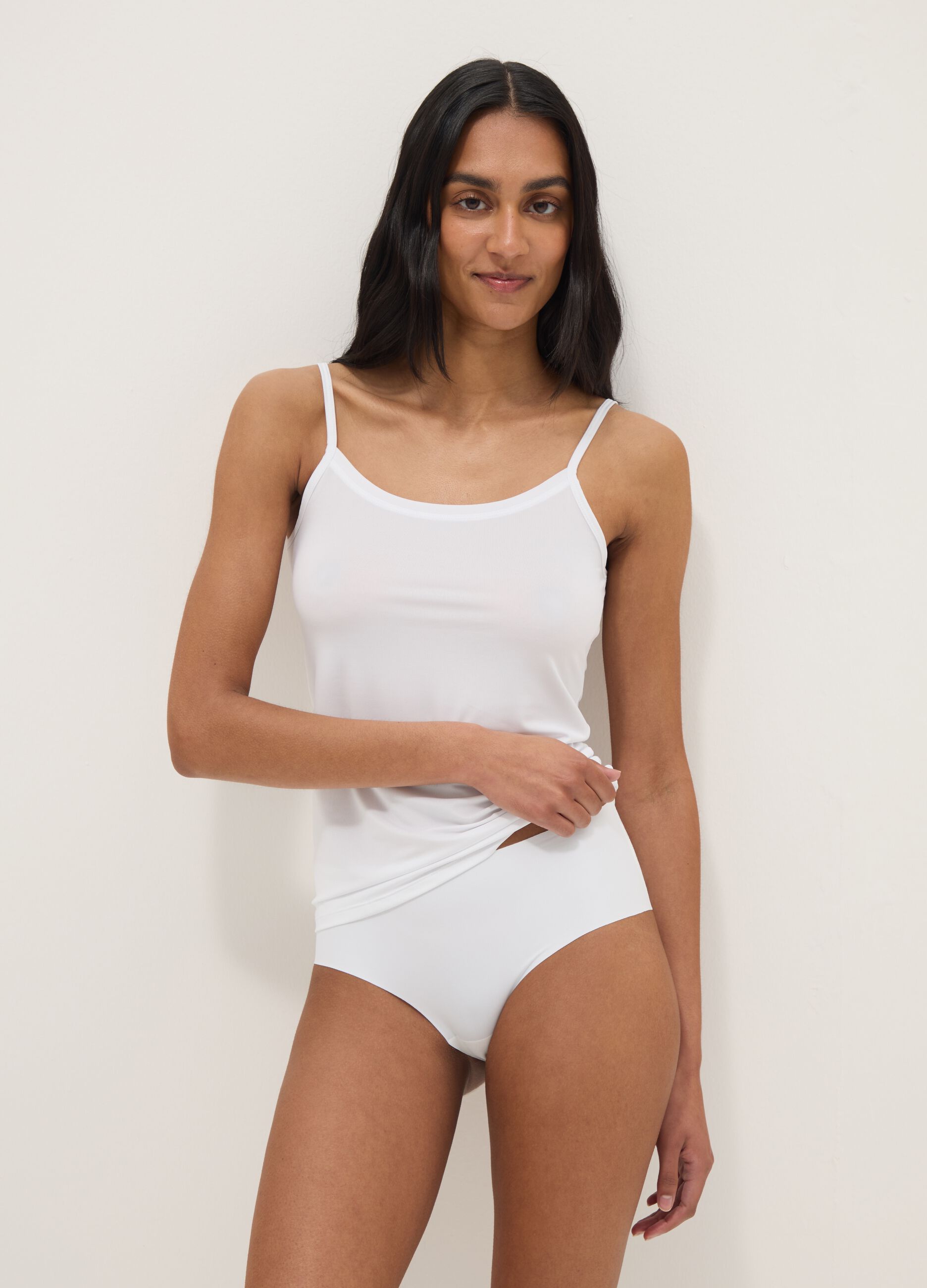 White regular fit tank top