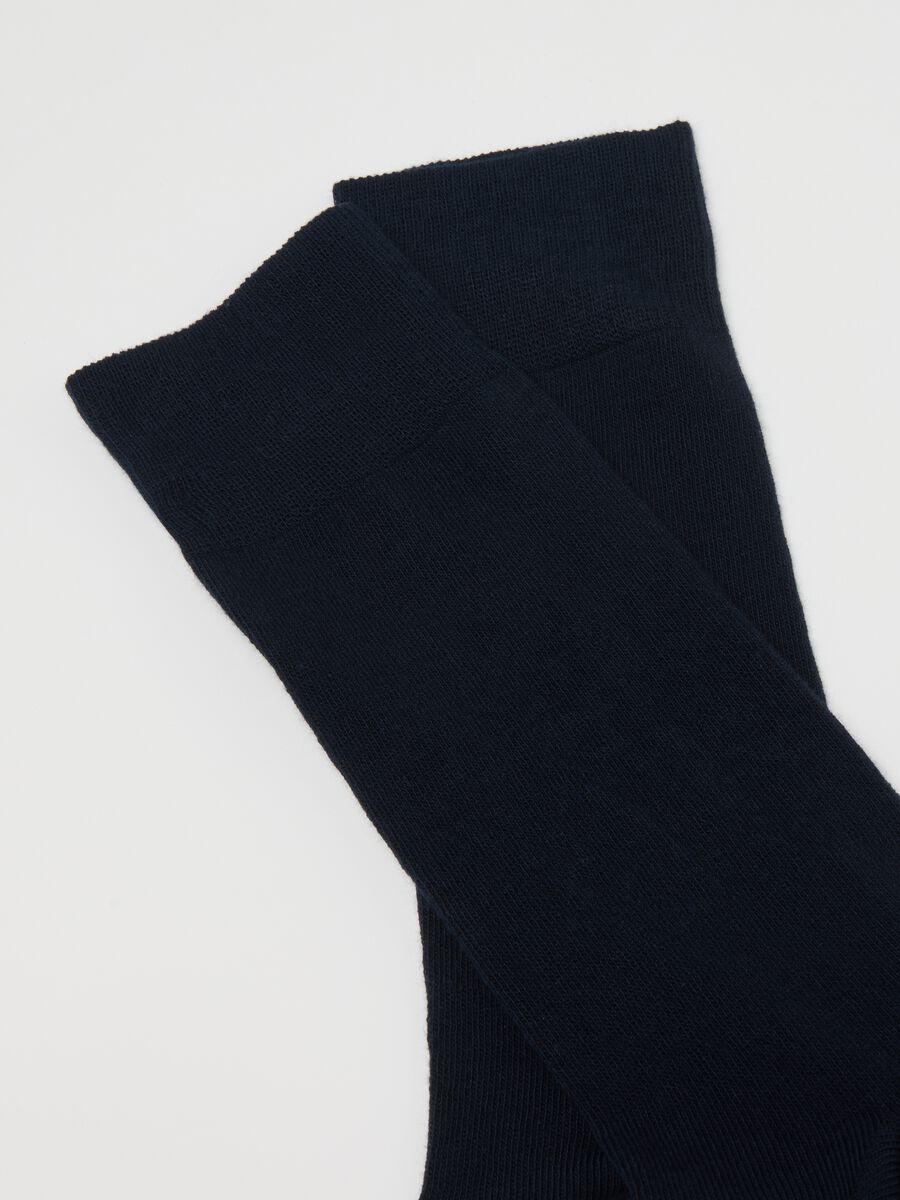 Two-pack of grey and blue long socks in stretch cotton_2
