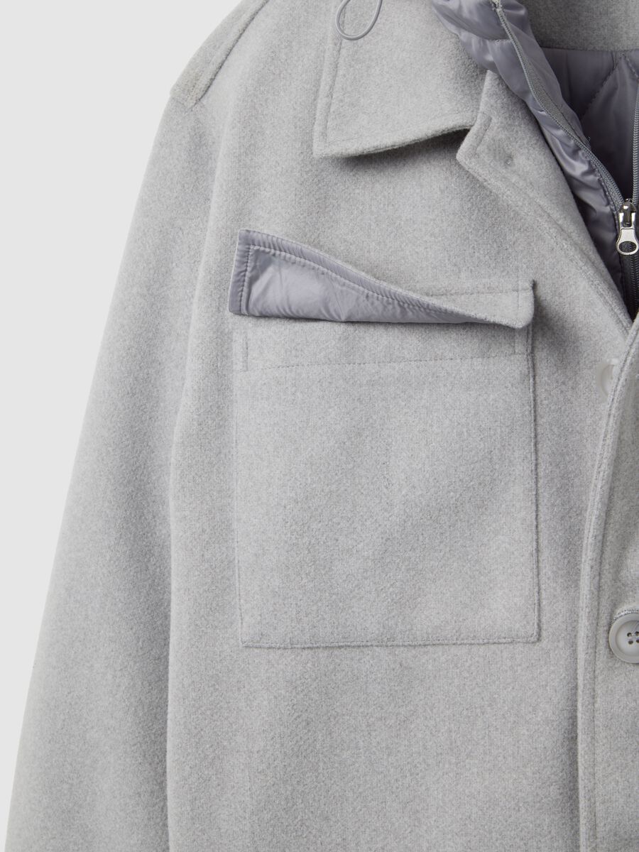 Giacca imbottita grigia regular fit con cappuccio_6