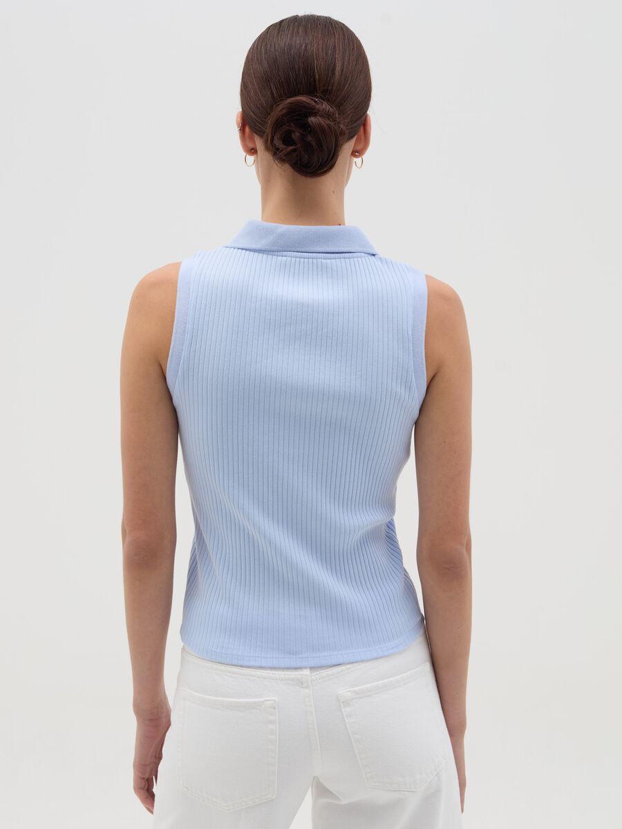 Light blue sleeveless polo shirt with ribbing_3