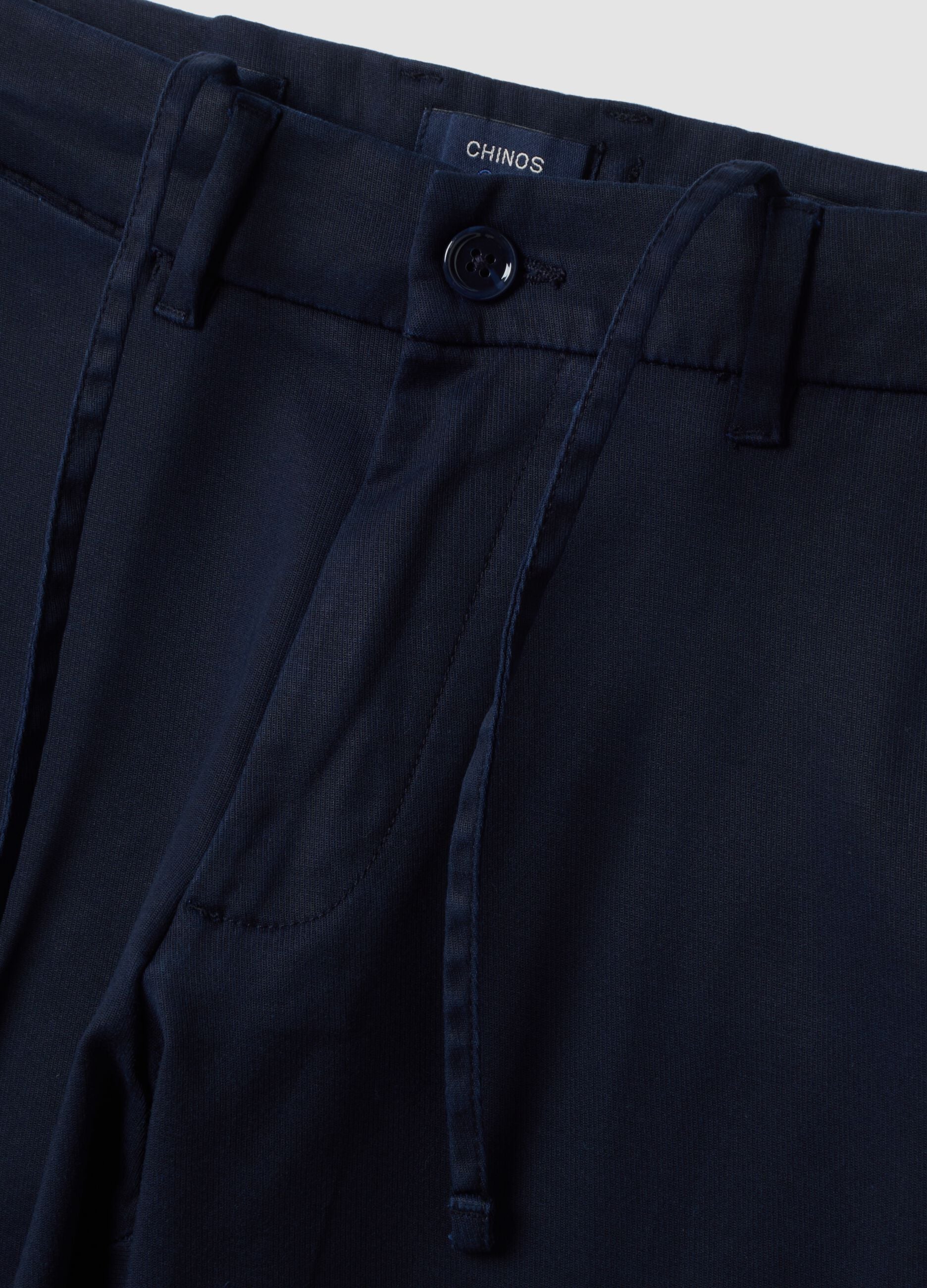 Blue slim-fit chino trousers in lyocell and stretch cotton
