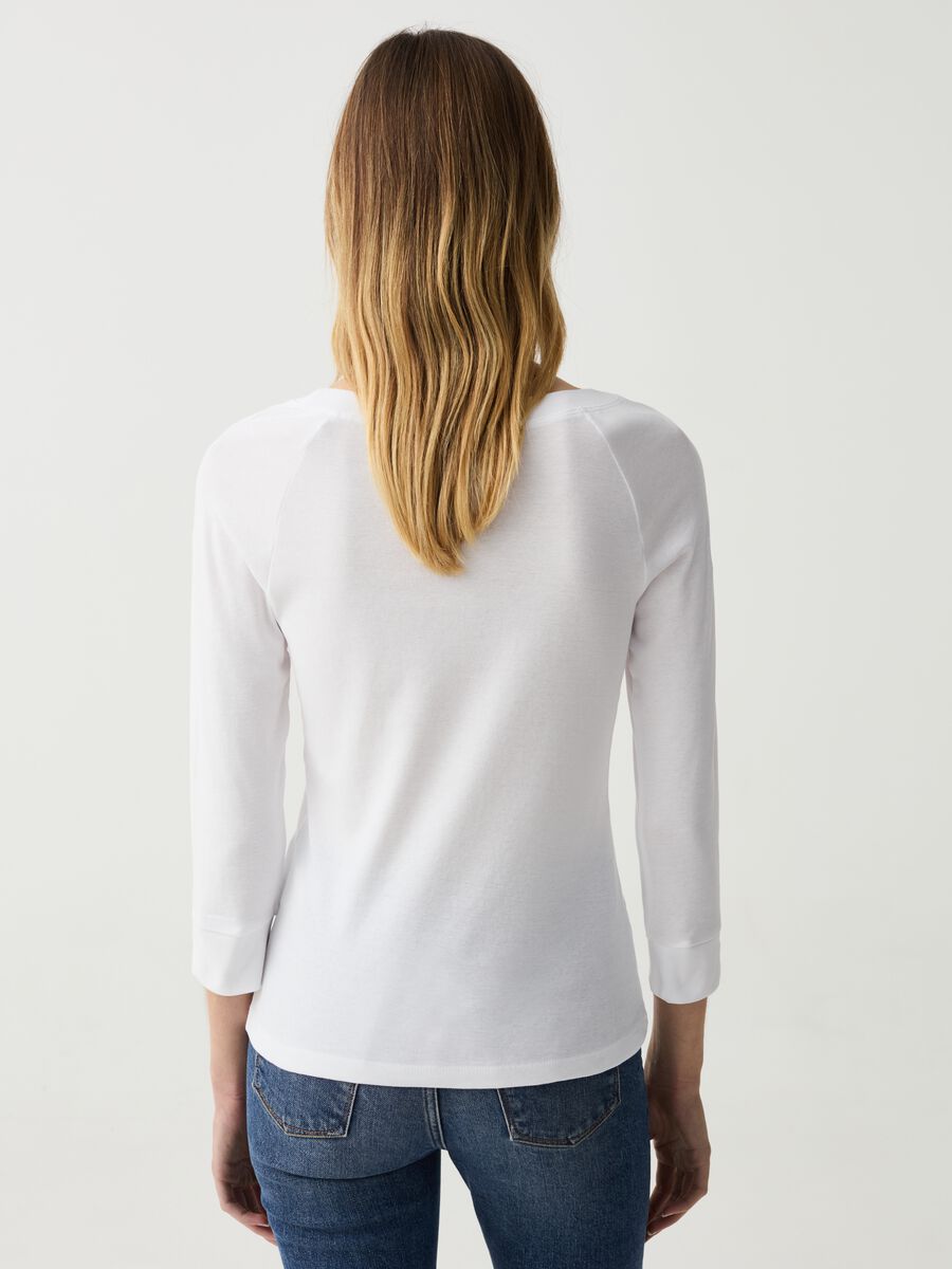 T-shirt with three-quarter sleeves and splits_2