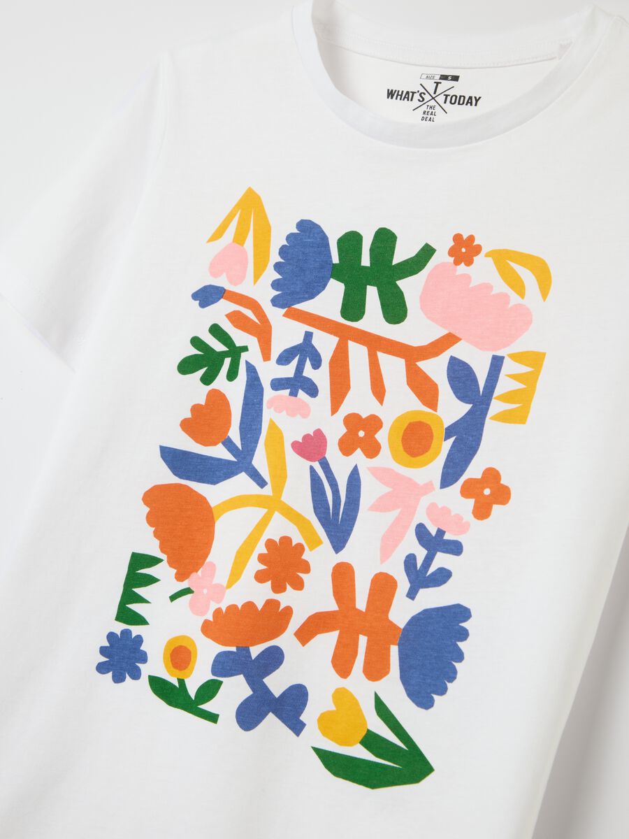 White cotton T-shirt with floral print_5
