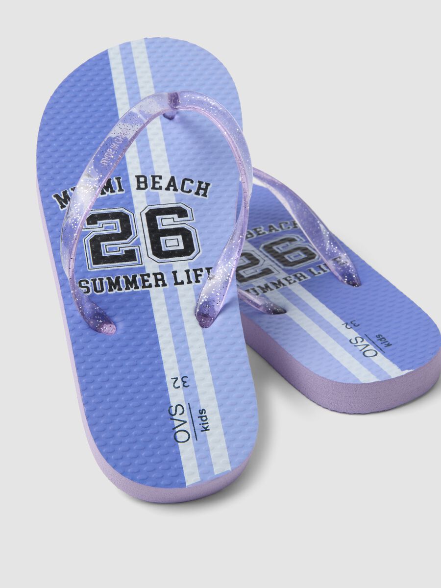 Purple beach flip-flops_2