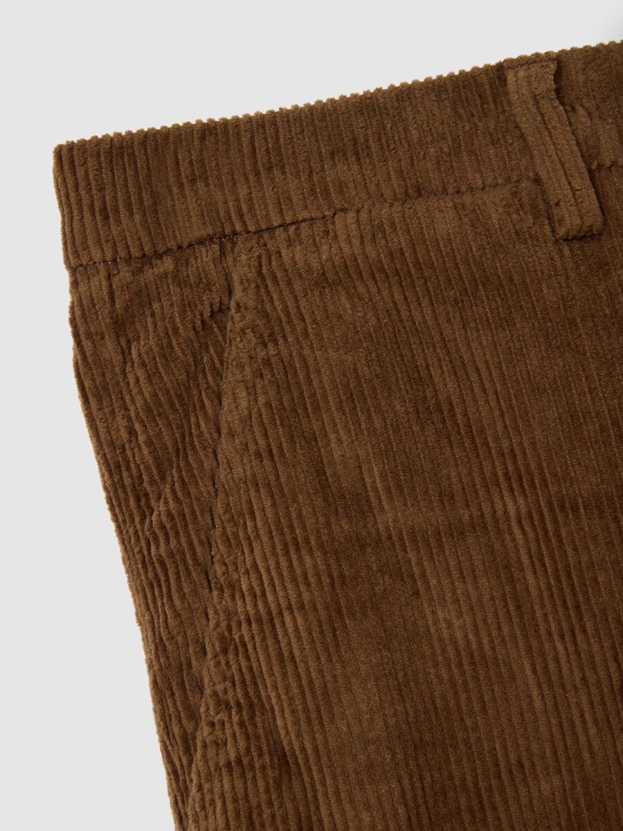 Brown regular fit stretch cotton trousers_5
