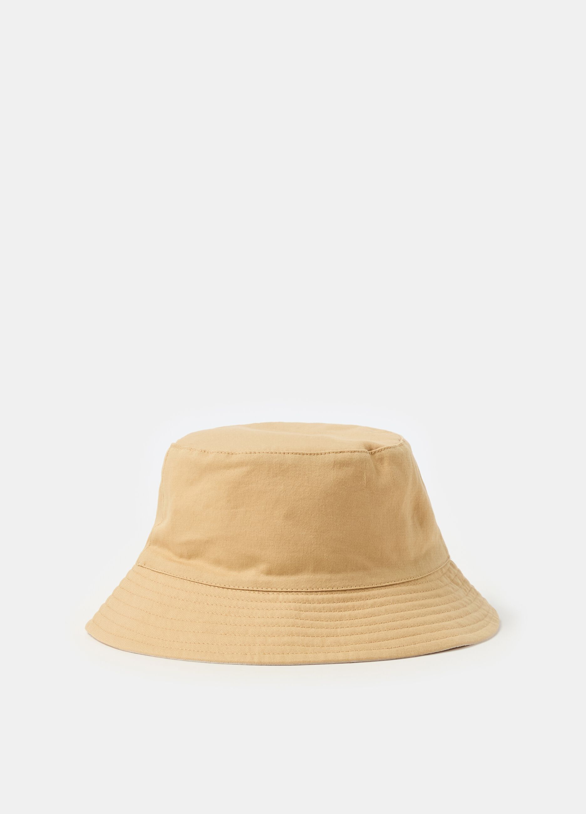 Essential reversible hat