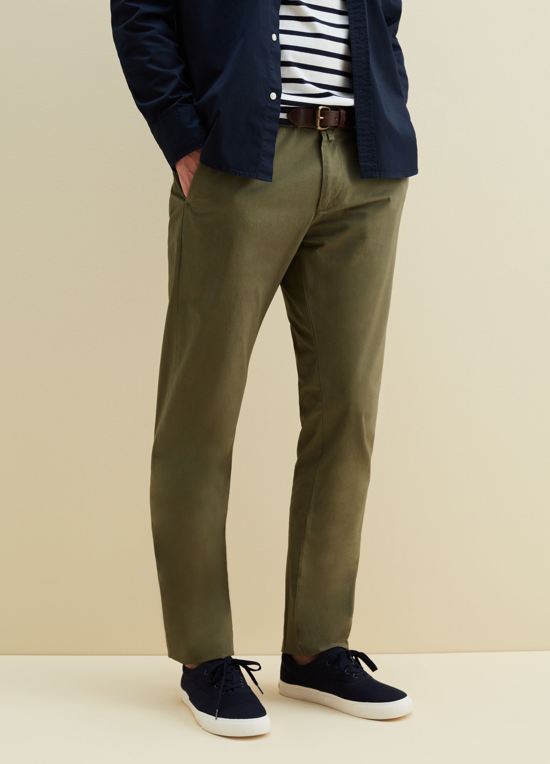 Solid colour cotton trousers