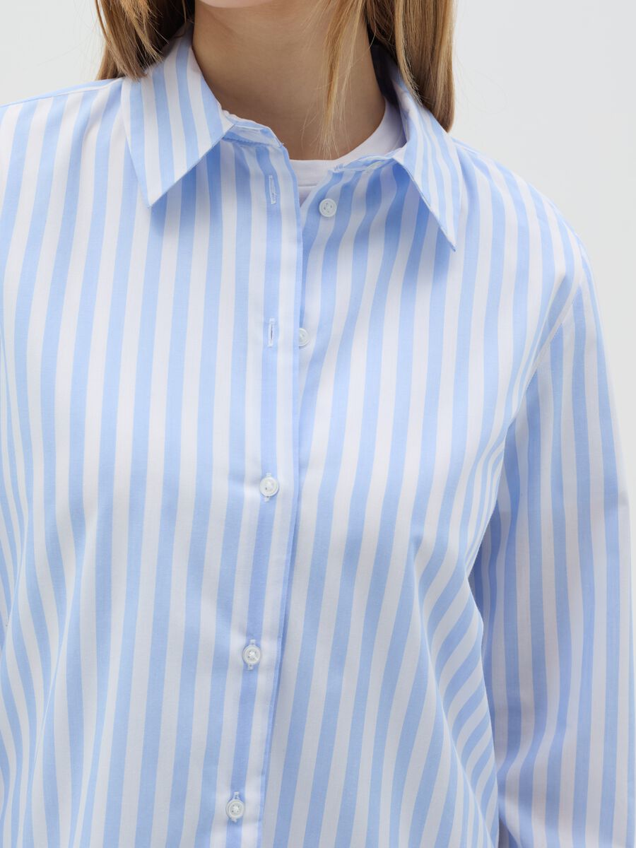 Shirt with striped pattern_2