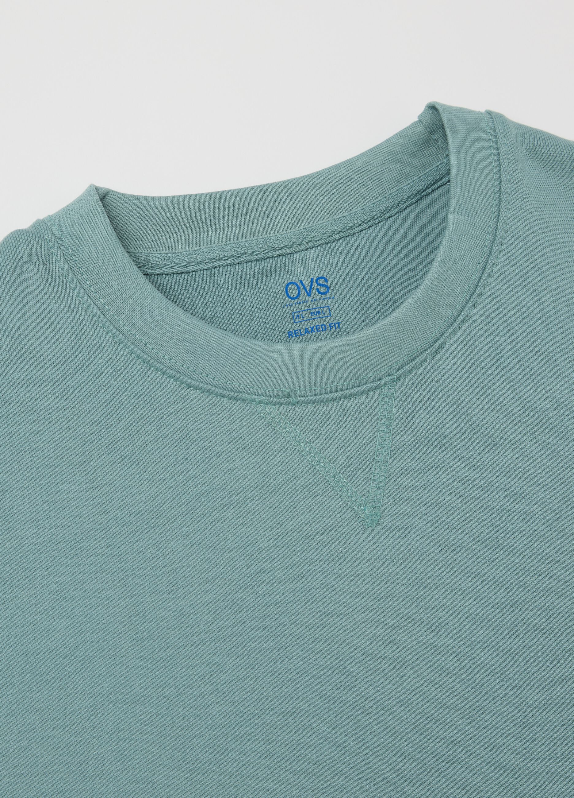 Oversized sweatshirt with round neck