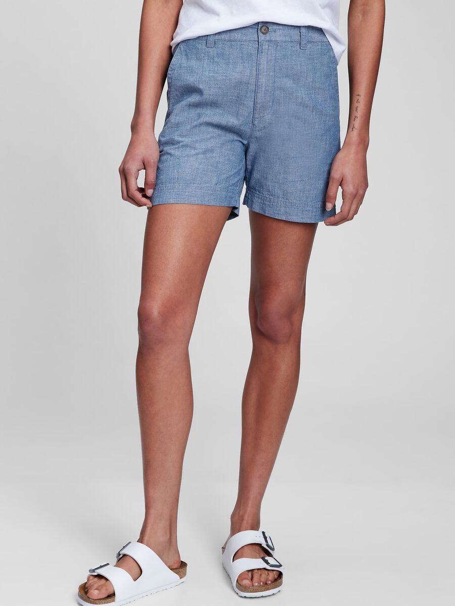 Shorts chino in cotone chambray_0