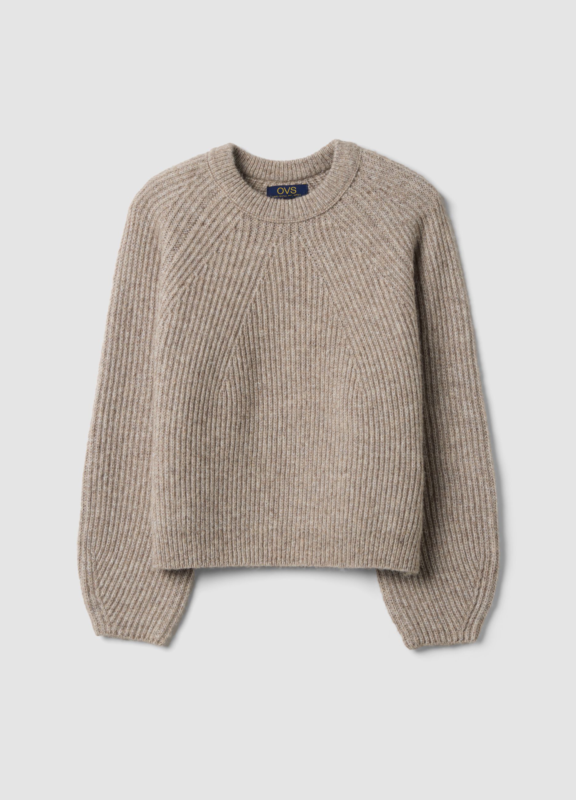 Maglione beige in misto lana a coste con girocollo