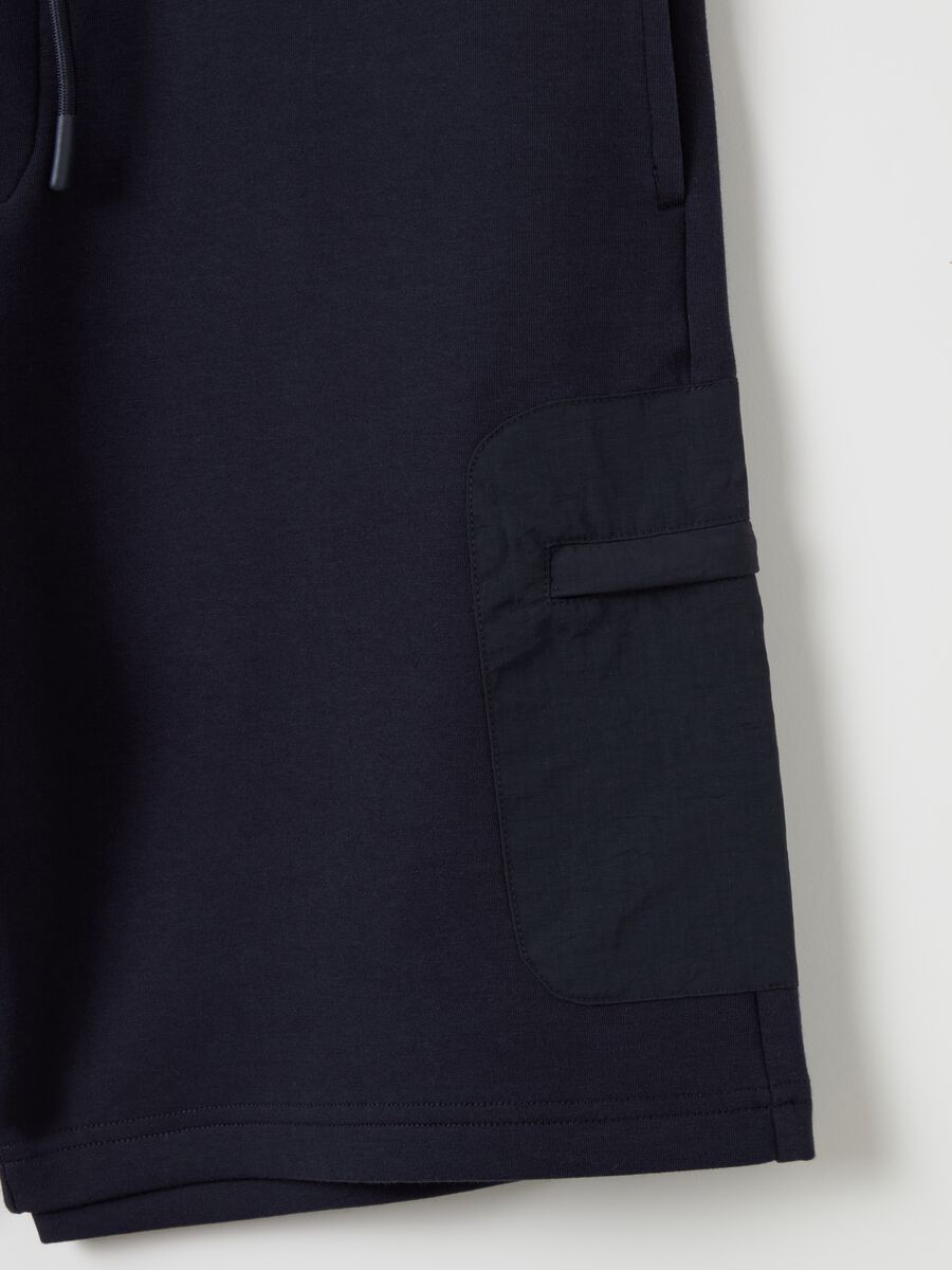 Bermuda joggers in technical fabric_5