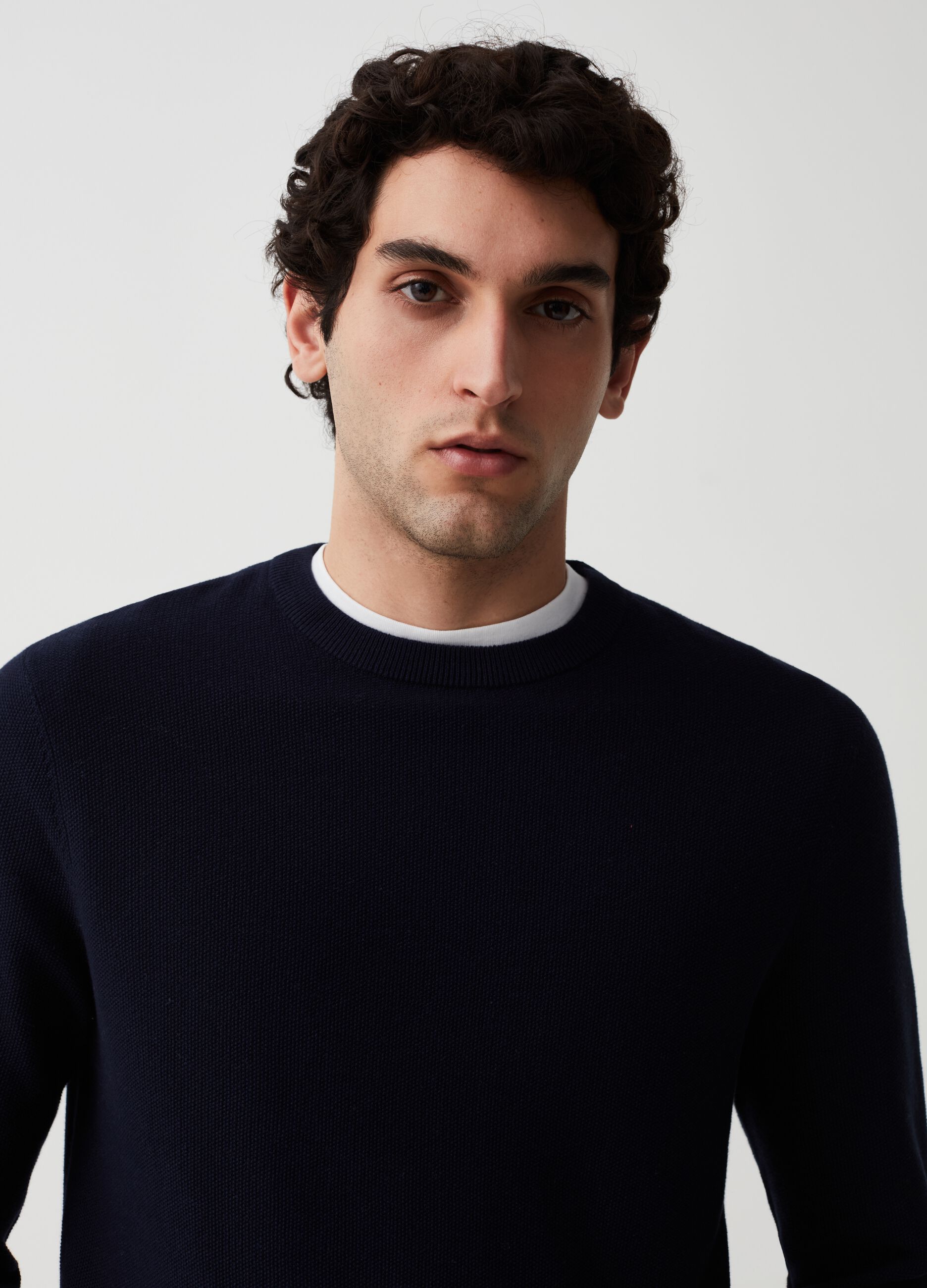 Cotton pullover with round neck