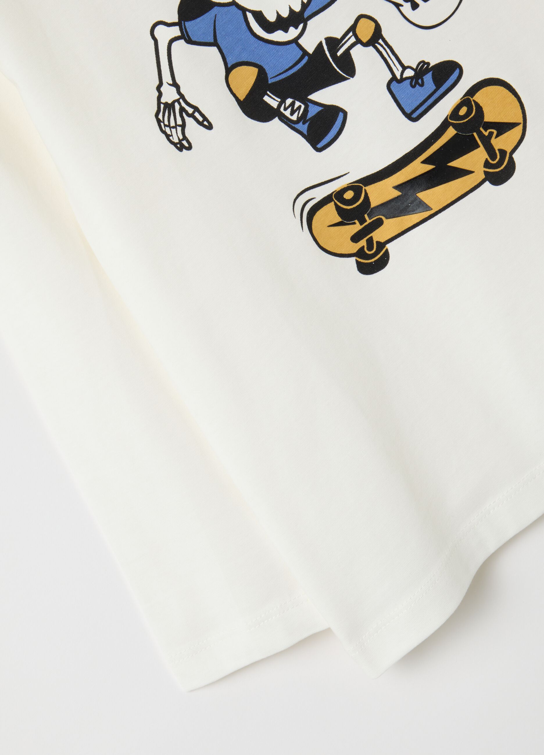 White pure cotton kids' t-shirt