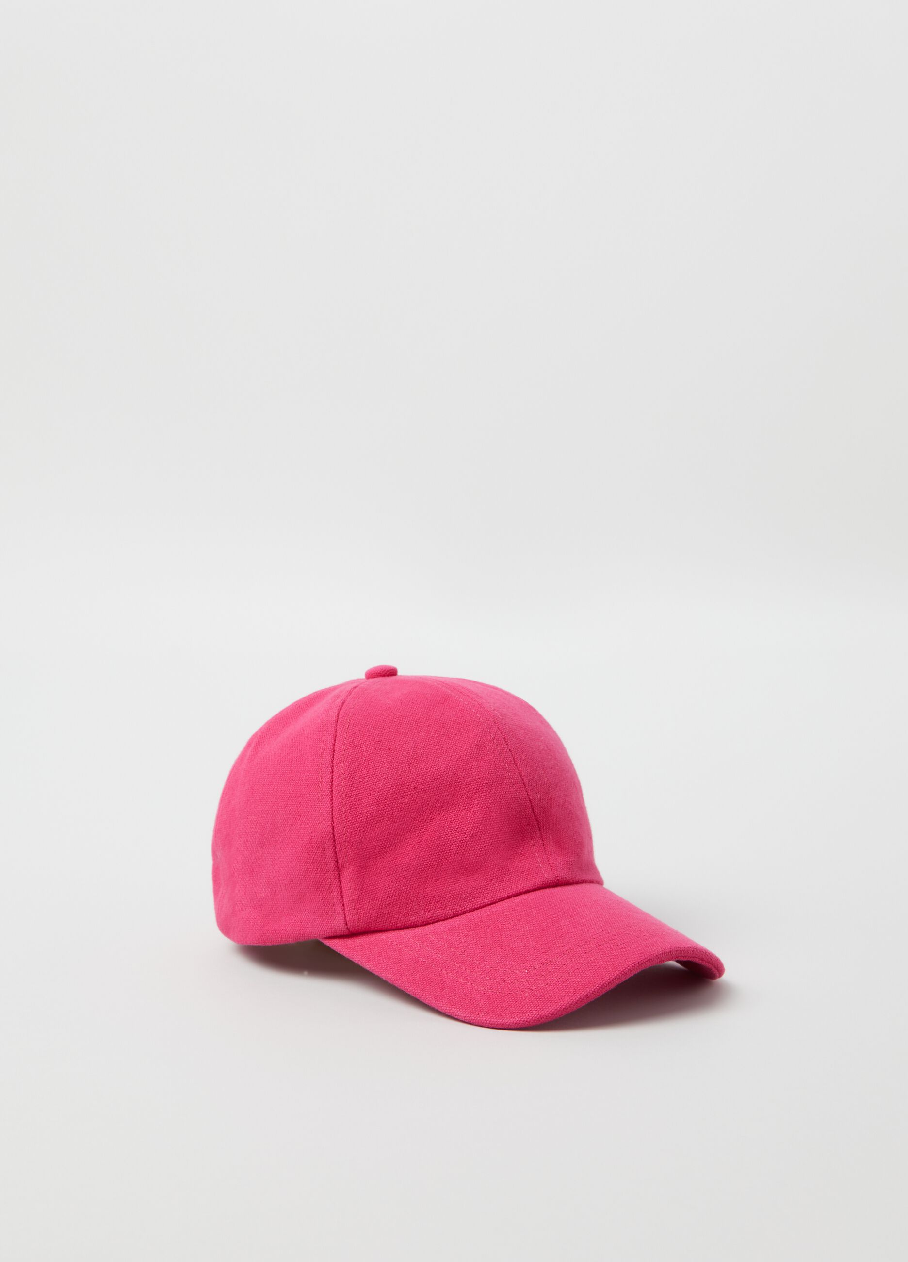 Solid colour baseball cap