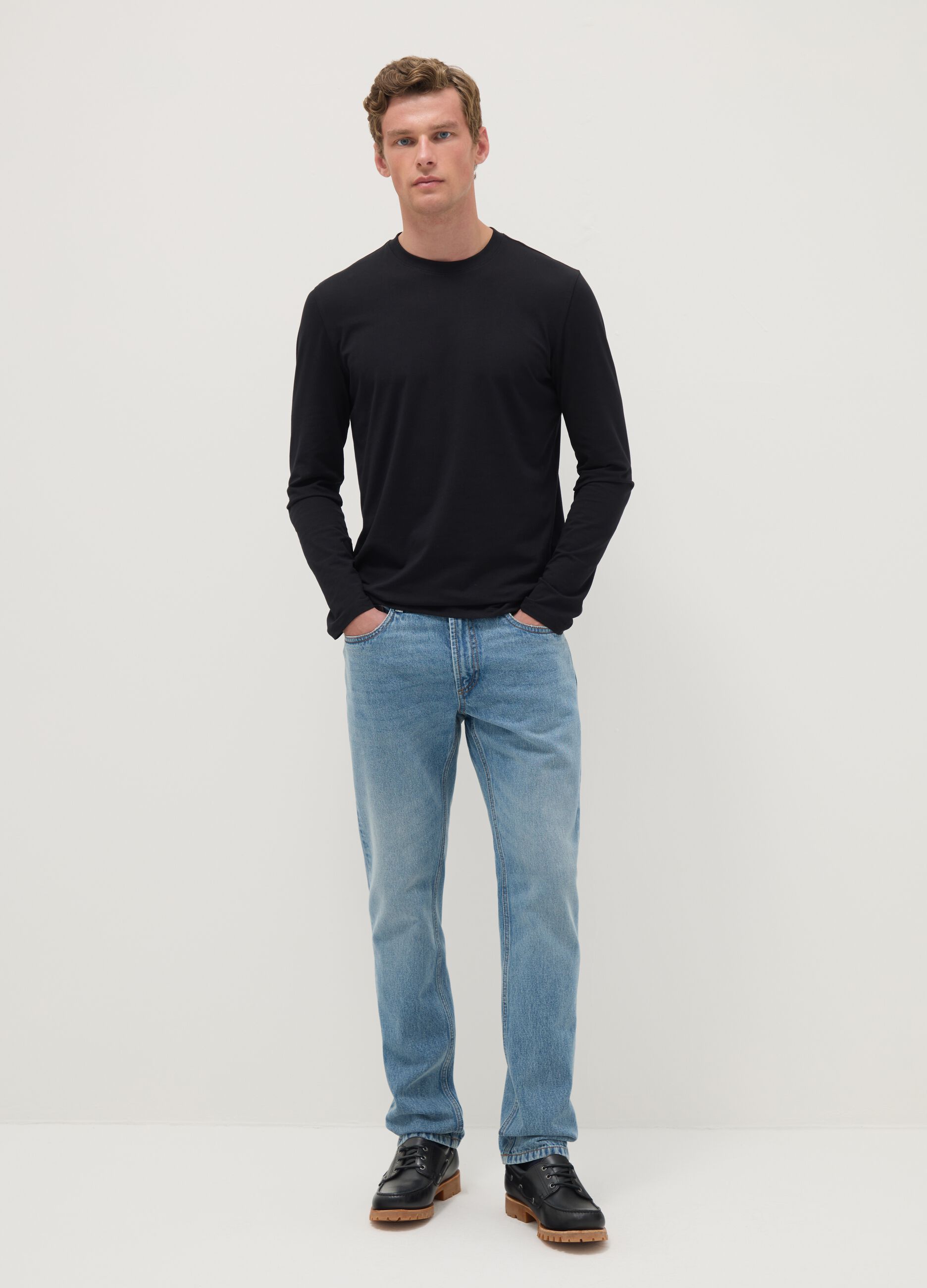 Blue slim fit pure cotton jeans