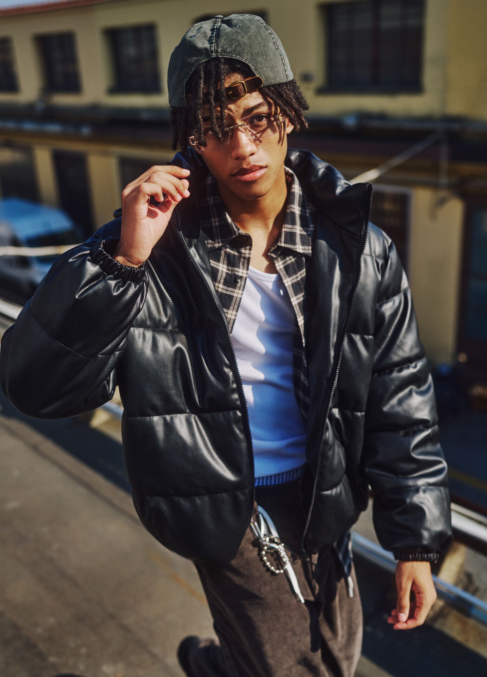 Black oversized jacket with zip