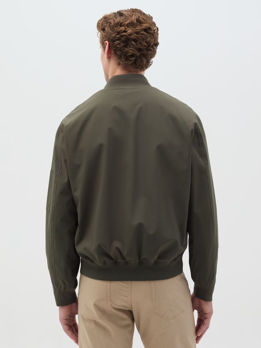 Lightweight full-zip bomber jacket_3