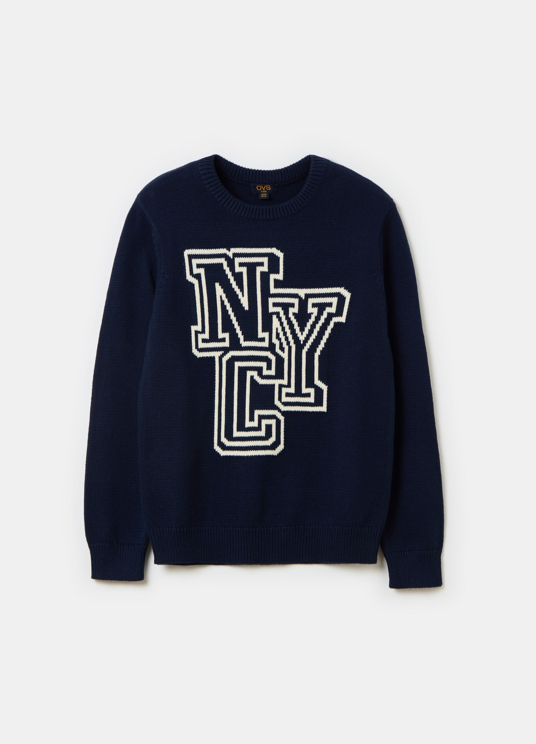 Pullover with jacquard lettering design