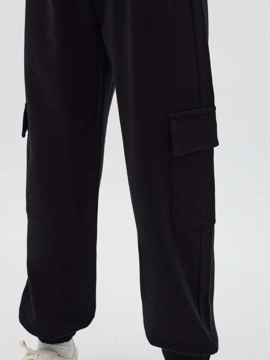 Cargo joggers with elasticated edging_2
