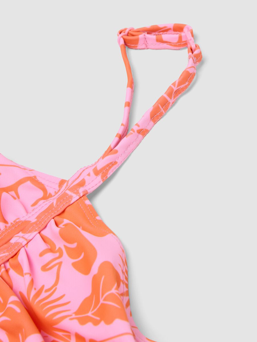 Costume intero rosa in tessuto elasticizzato con stampa tropicale per bambina_3