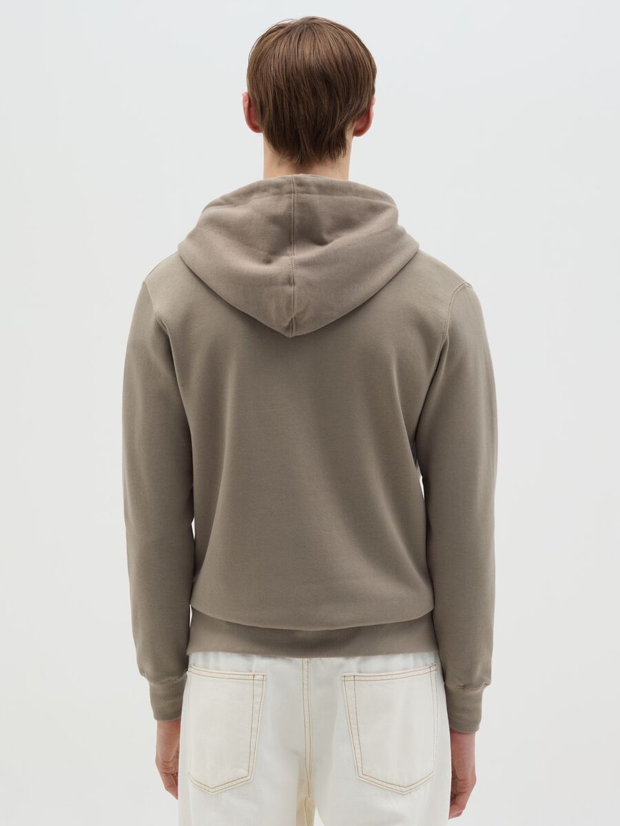 Essential full-zip sweatshirt with hood_3