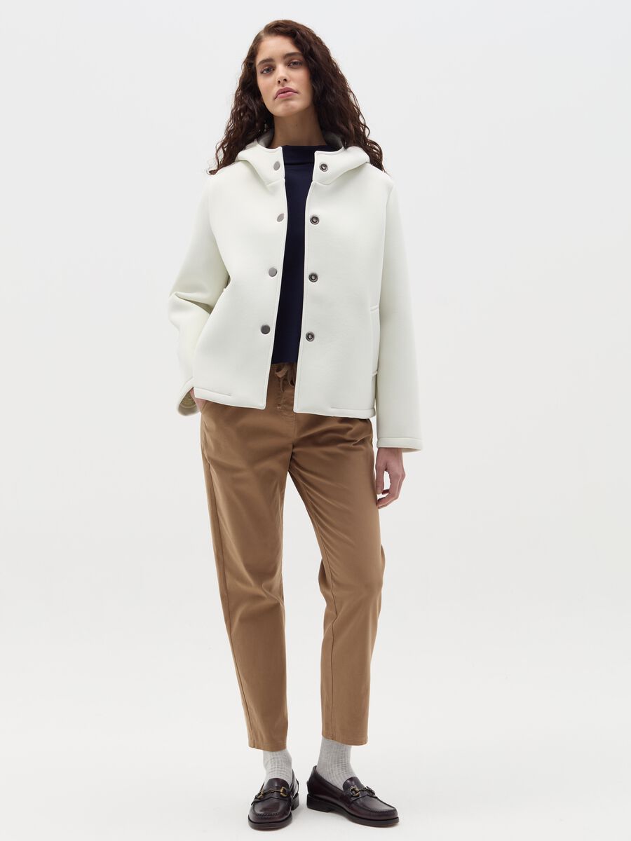 Short jacket with hood and buttons_1